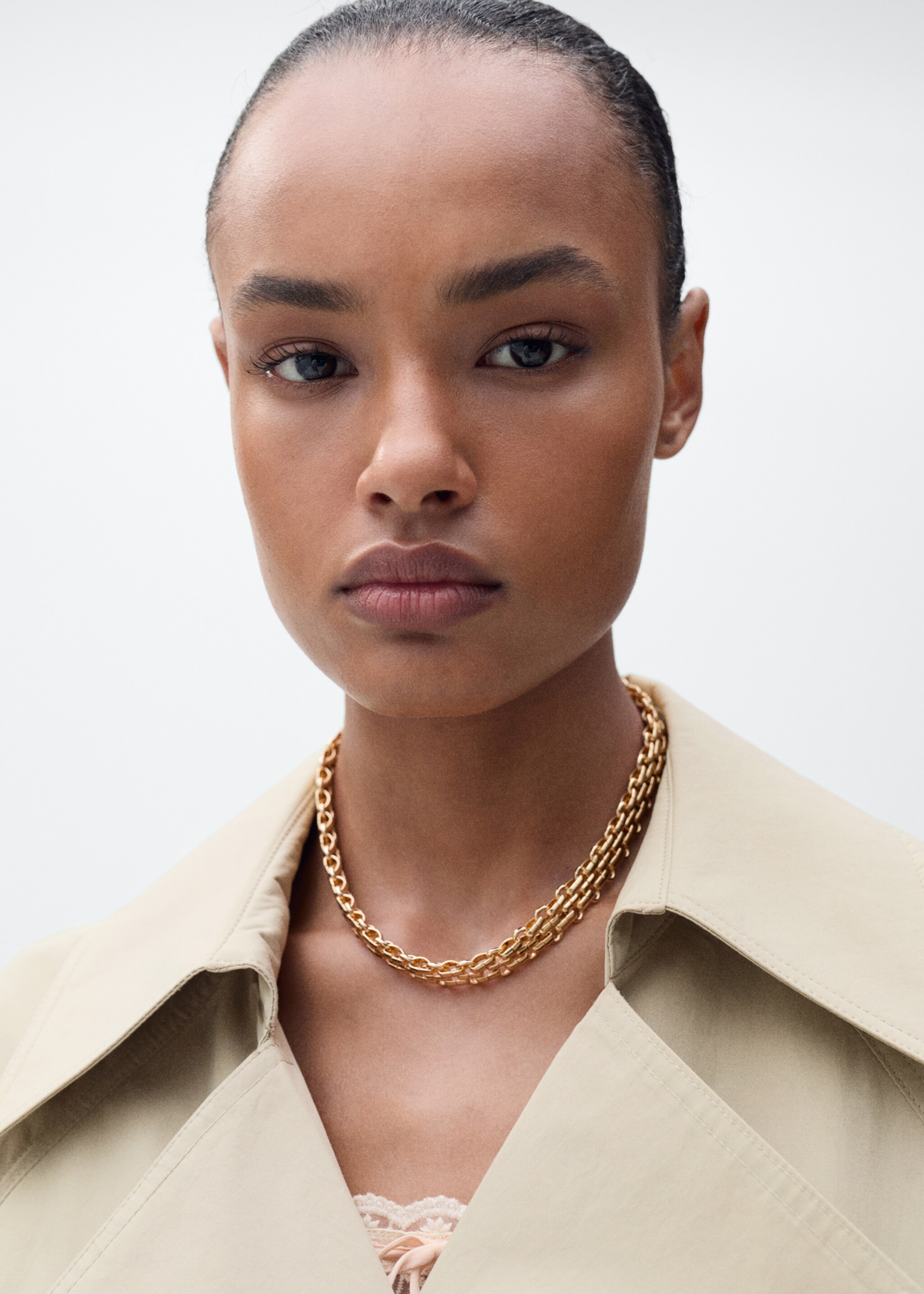 Cotton trench coat with belt - Details of the article 1, Beige. Ref: 87086343-00.