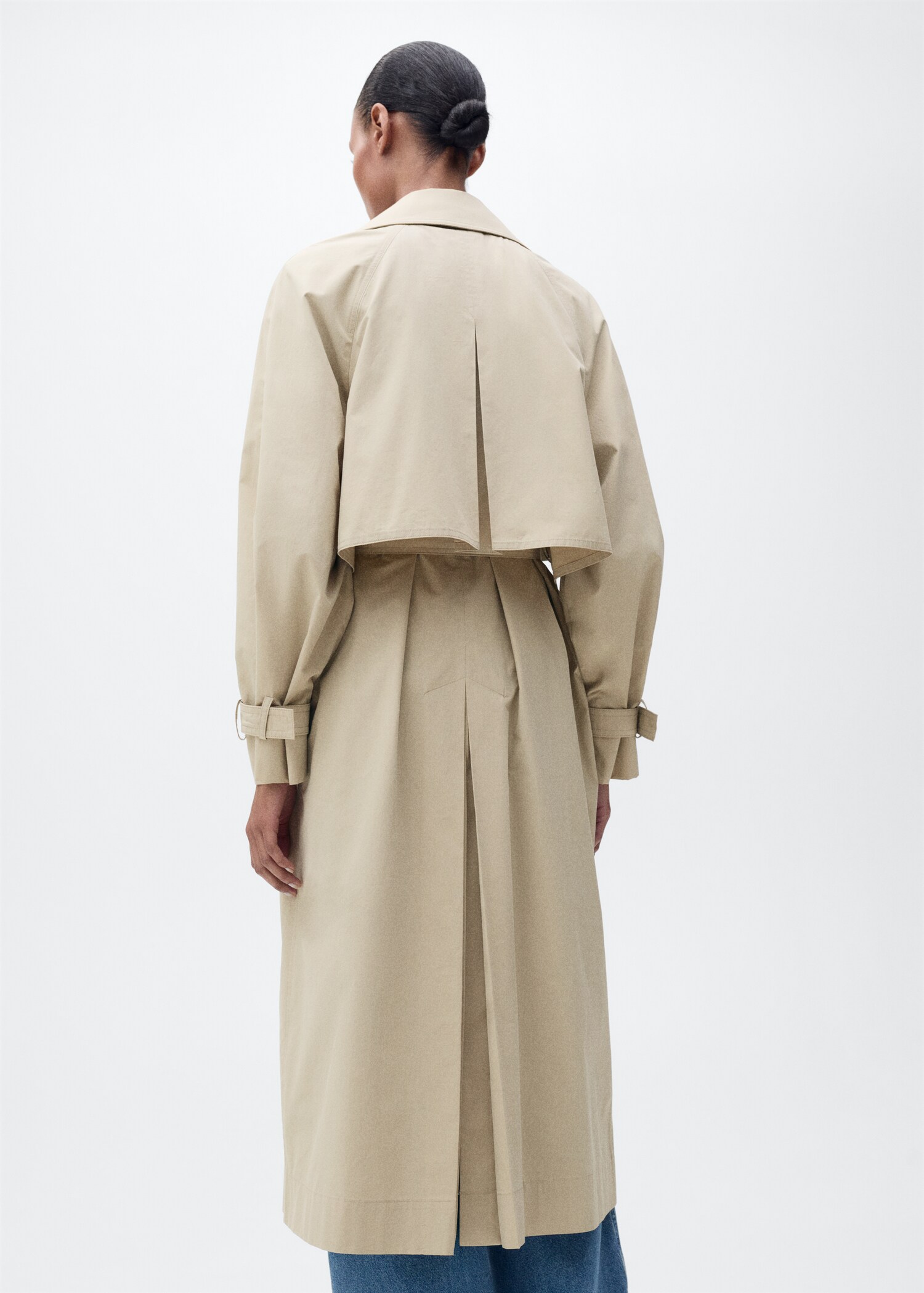 Cotton trench coat with belt - Reverse of the article