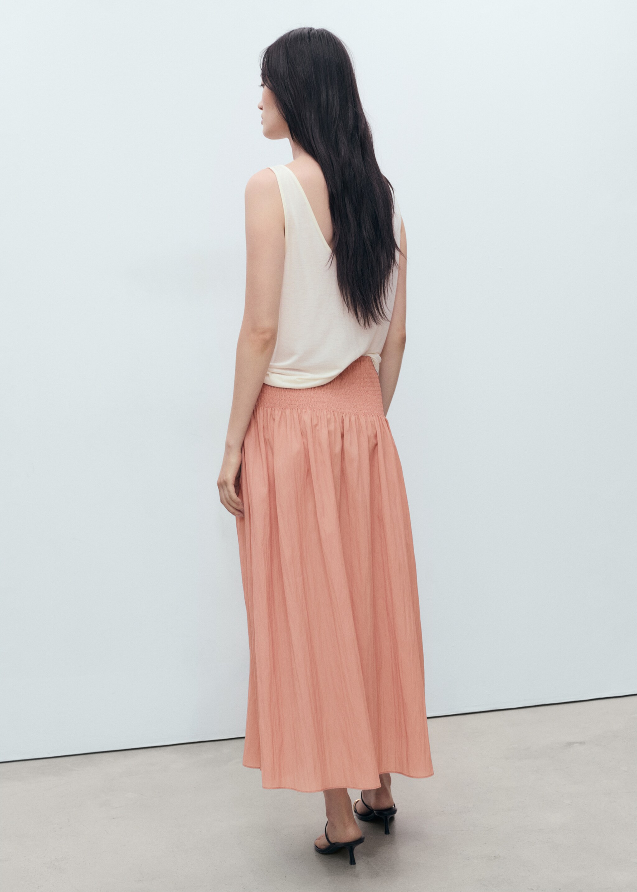 Gathered midi-skirt with panels - Reverse of the article, Pastel Pink. Ref: 87086344-00.