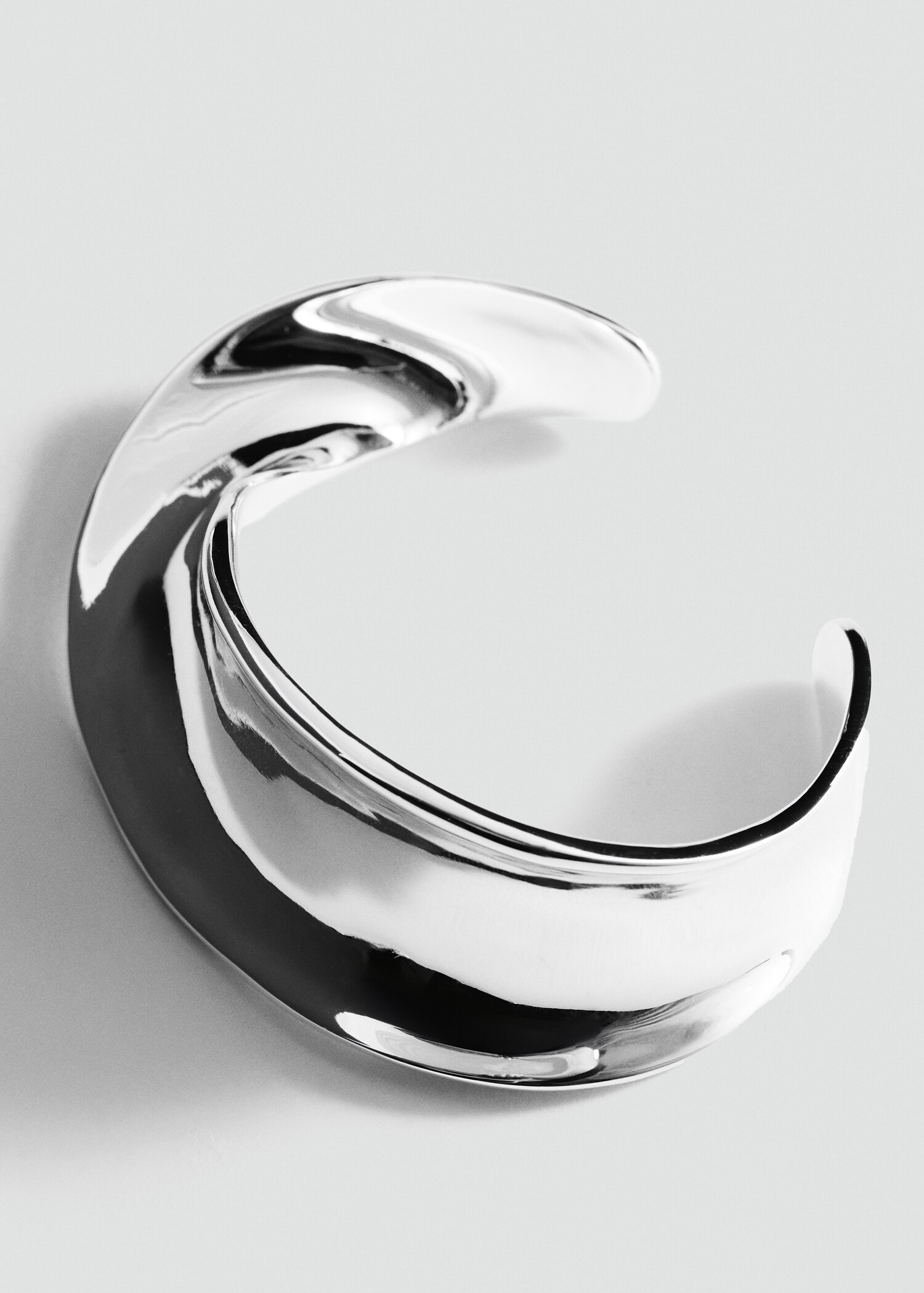 Starres gedrehtes Armband - Detail des Artikels 1