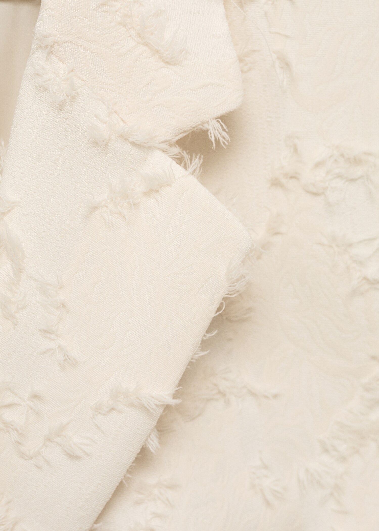 Textured waistcoat with belt - Details of the article 8