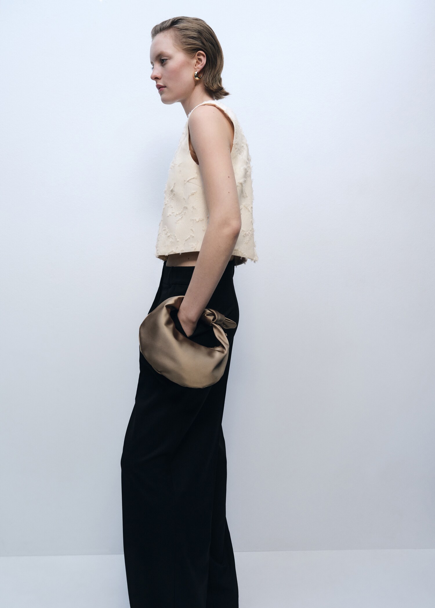 Textured crop top - Details of the article 2