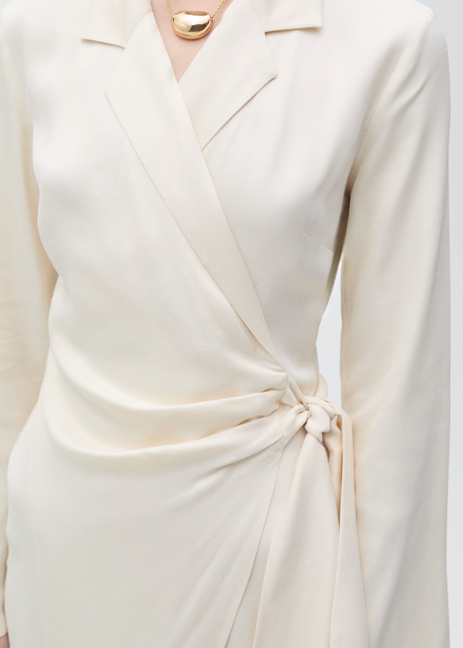 Wrap midi-dress with knot - Details of the article 6