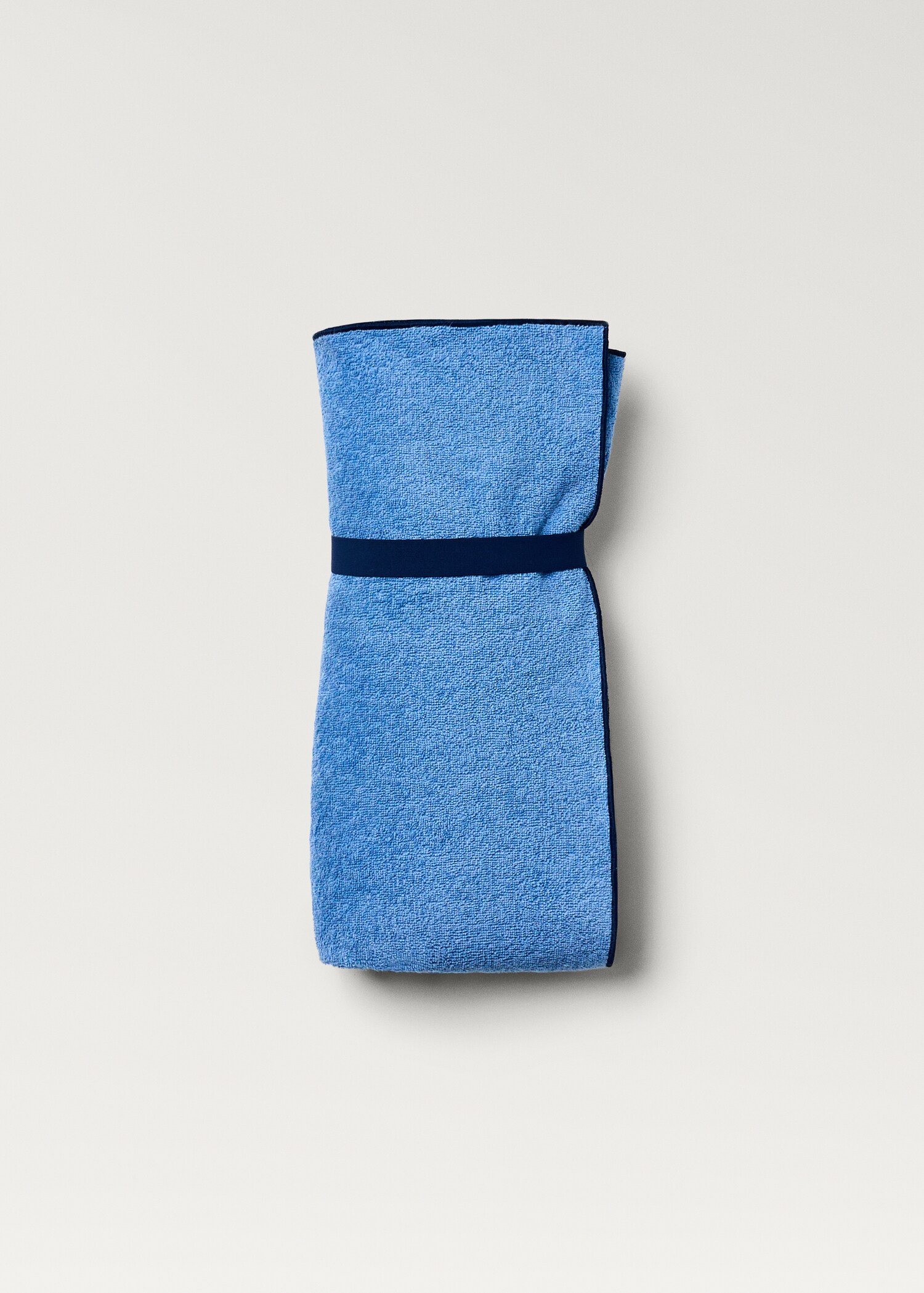 Πετσέτα παραλίας με overlock σε χρωματική αντίθεση - Λεπτομέρεια του προϊόντος 5