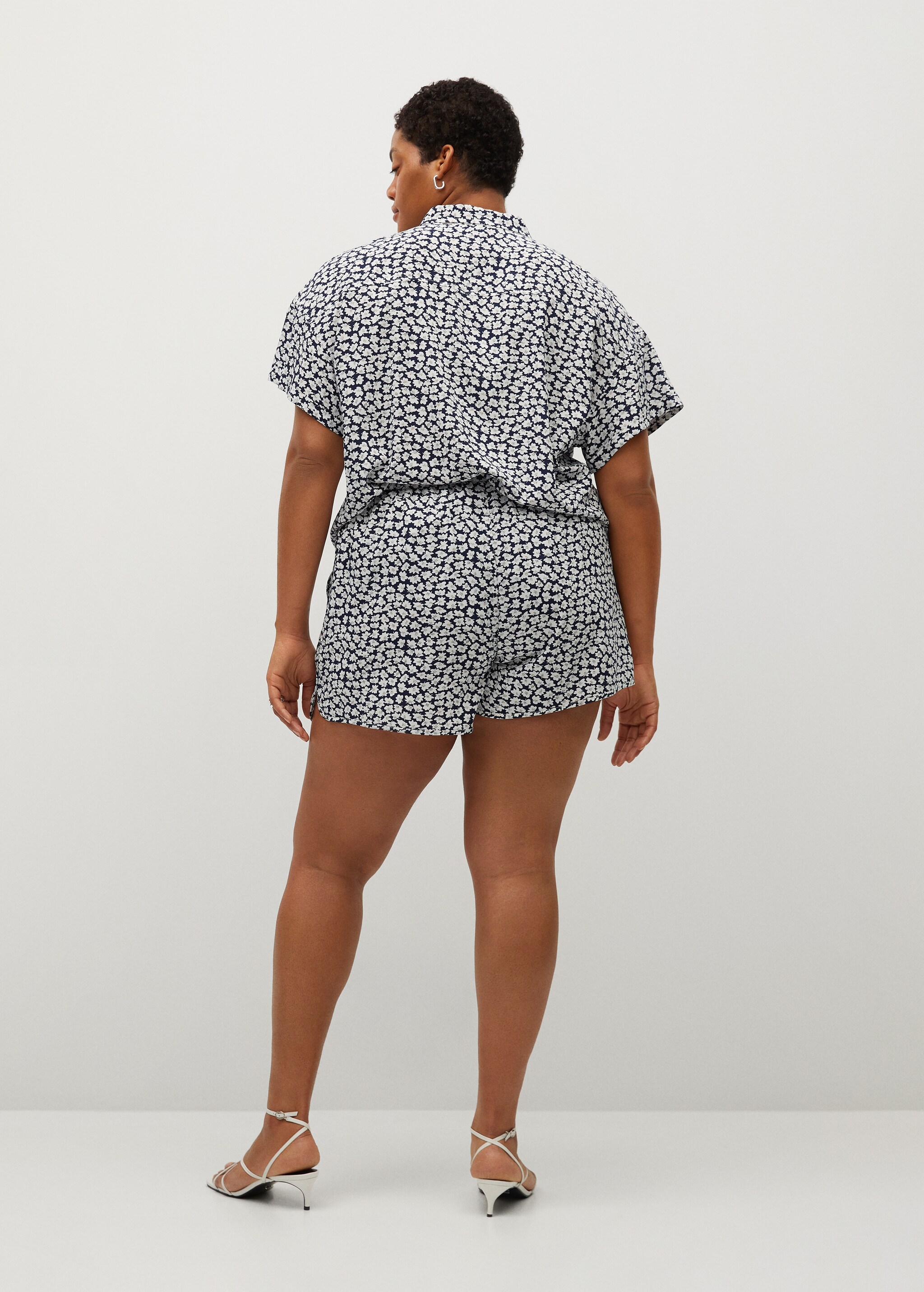 Short estampado floral - Reverso del artículo