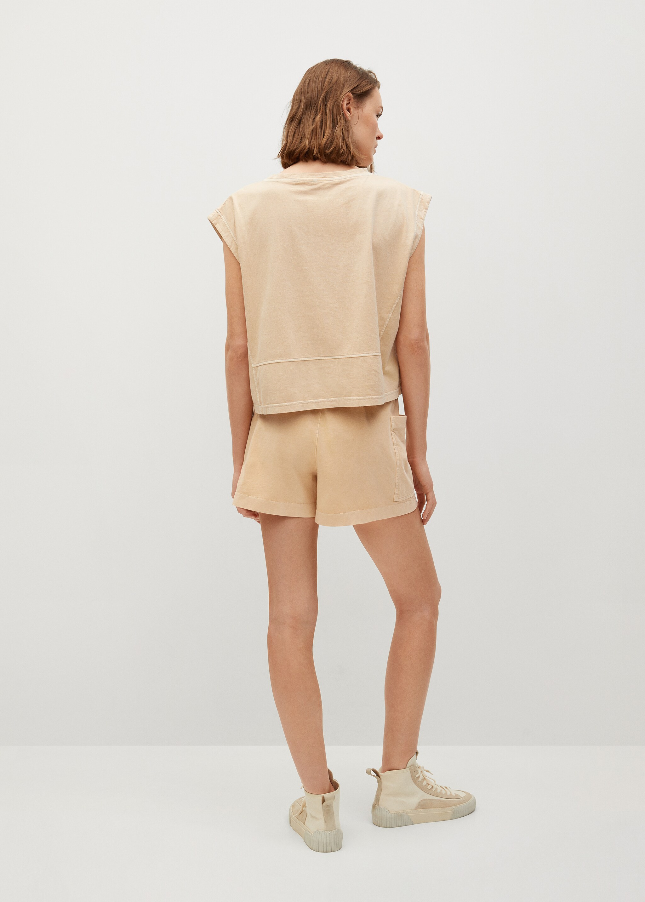 Mineral dye cotton shorts - Reverse of the article
