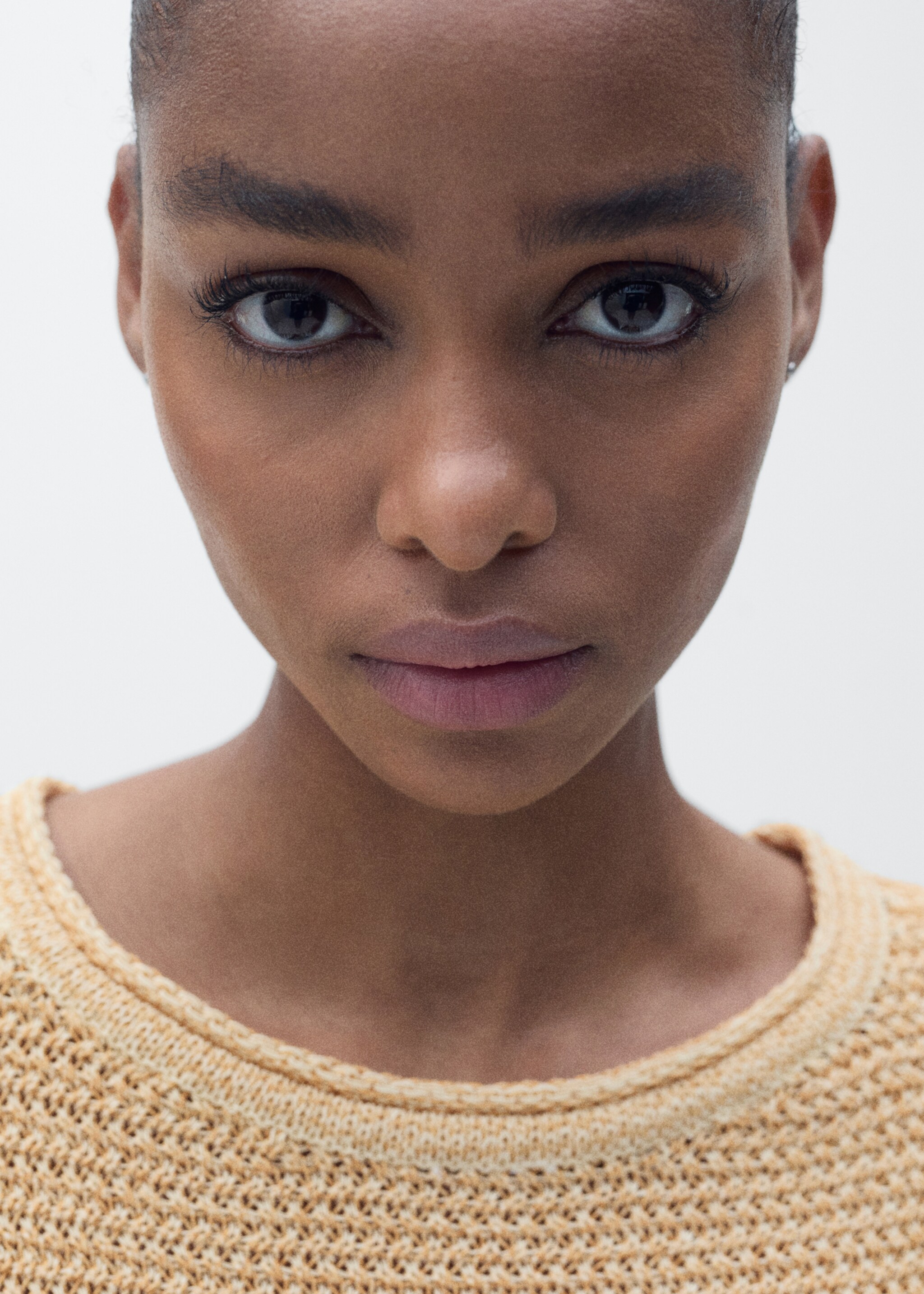 Short-sleeved chunky-knit sweater - Details of the article 1, Medium Brown. Ref: 87087164-00.