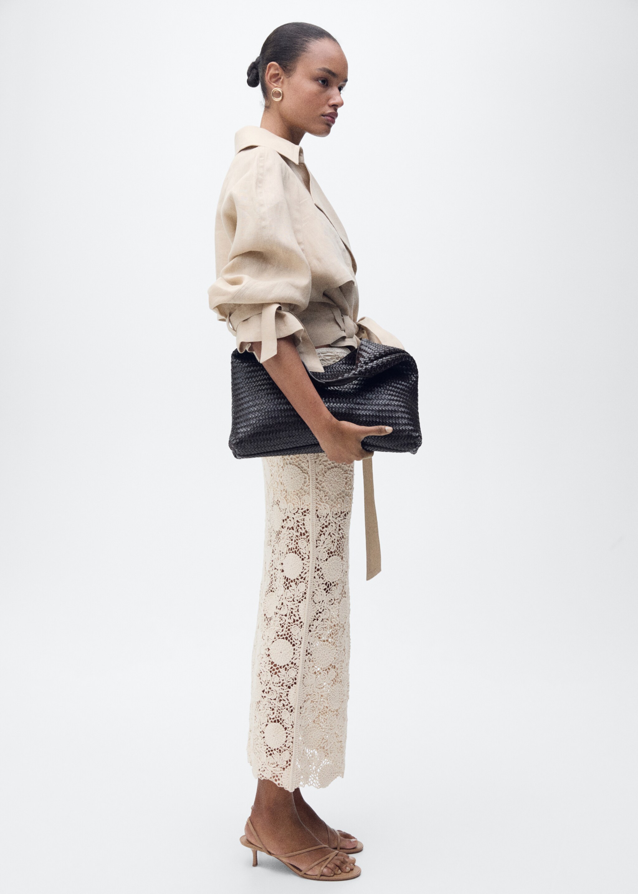 Long crochet floral skirt - Details of the article 2, Ecru. Ref: 87087172-00.