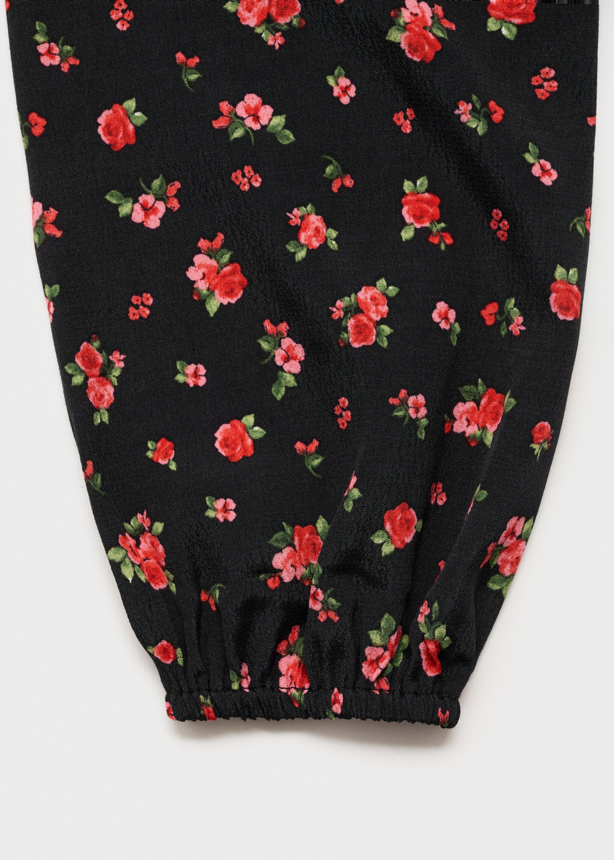 Ruffled floral blouse - Details of the article 0, Black. Ref: 87087175-00.