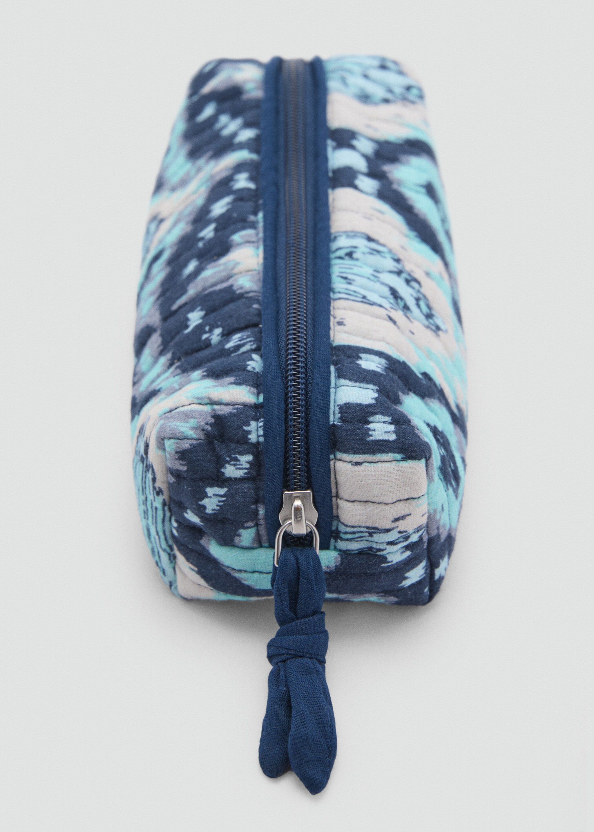 Padded case - Details of the article 1, Turquoise. Ref: 87087184-00.