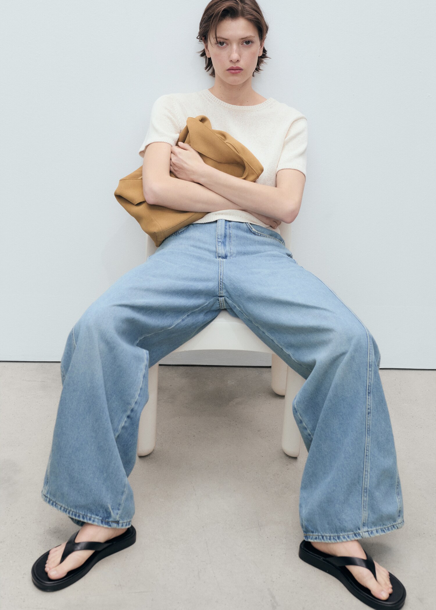 Wideleg mid-rise jeans - Details of the article 2