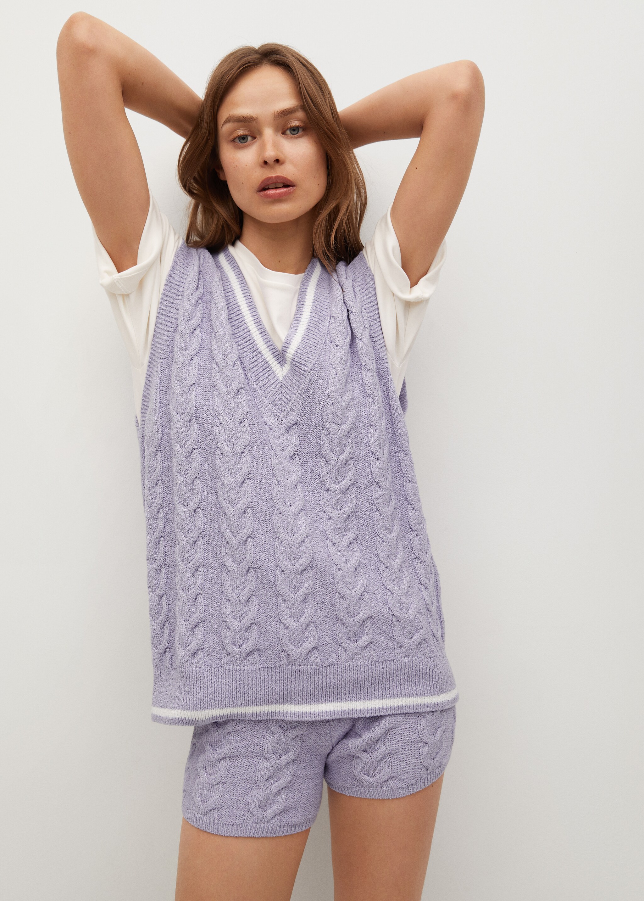 Cable-knit gilet - Medium plane