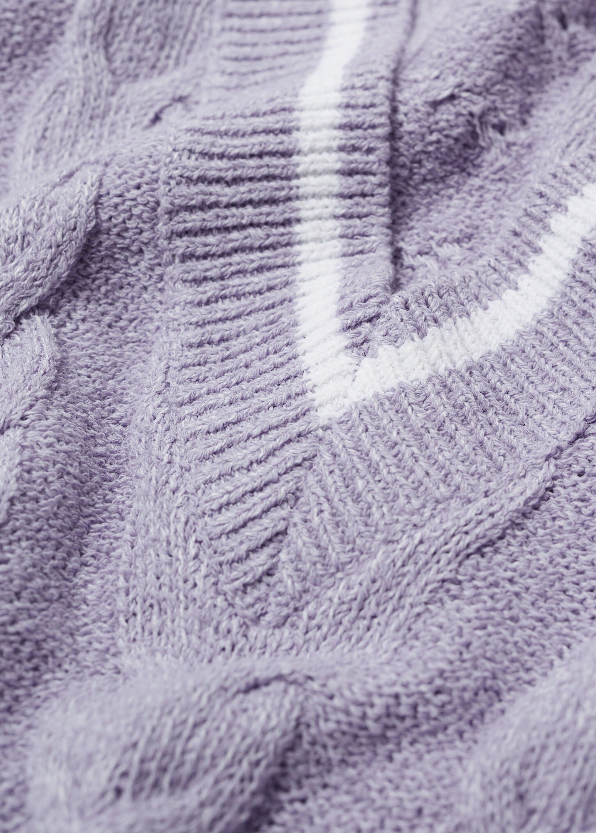 Cable-knit gilet - Details of the article 8