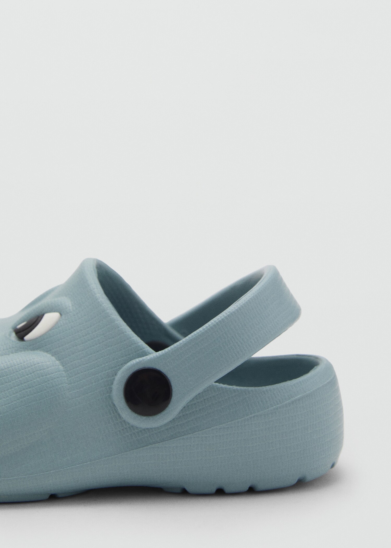 Dragon-design flip-flops - Details of the article 1