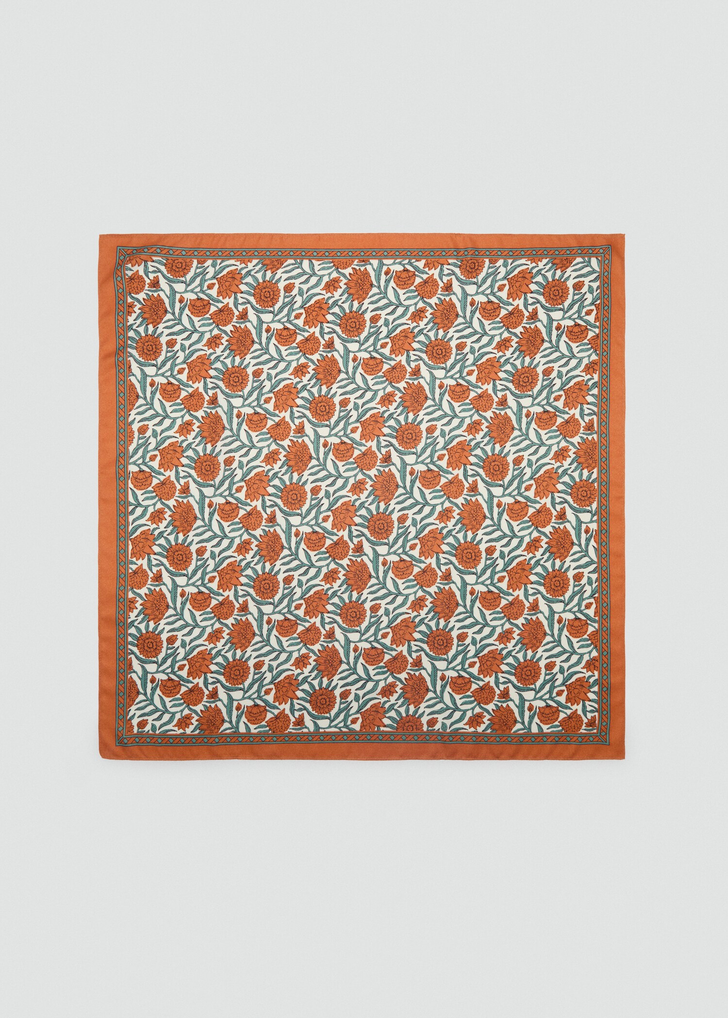 Sjaal met bloemenprint - Artikel zonder model