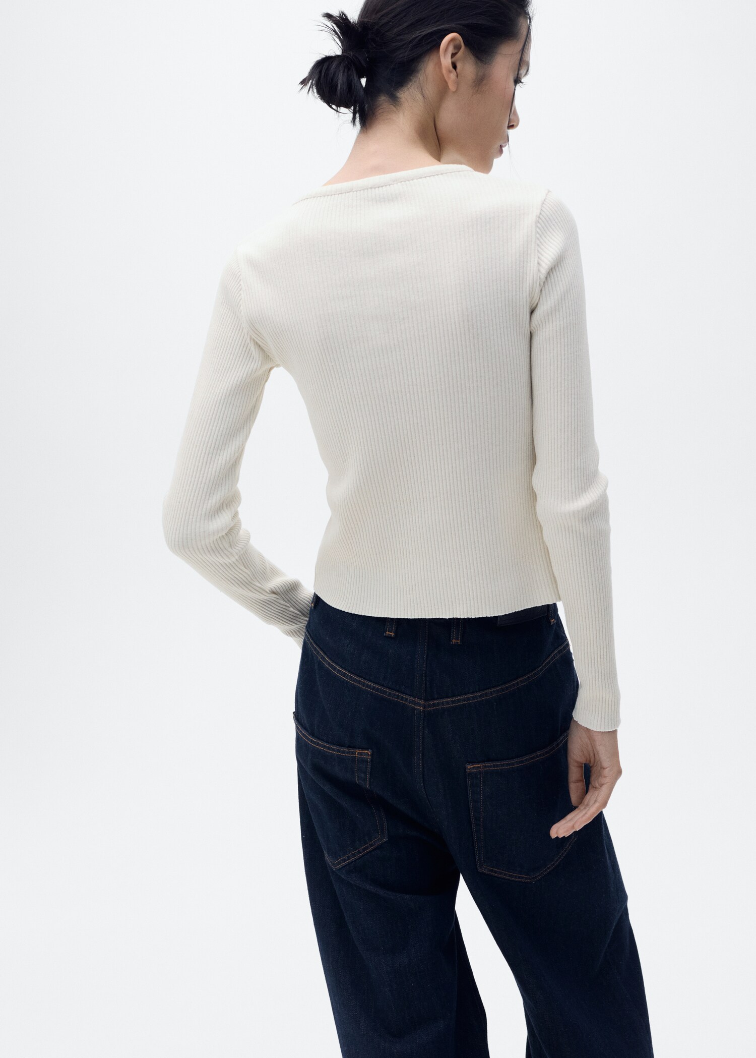 Cotton cardigan with contrasting closure - Reverse of the article