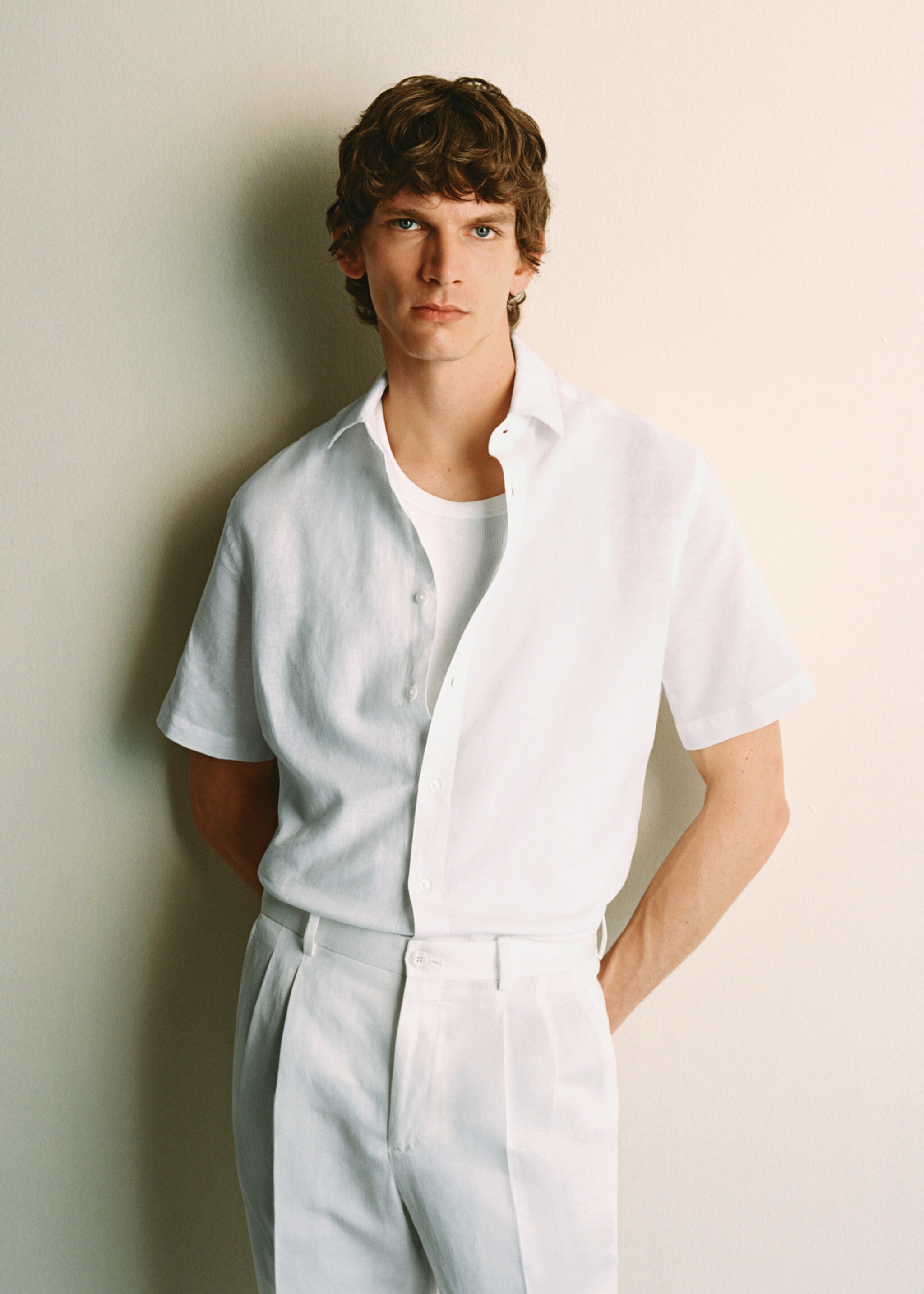 Short sleeve linen-blend shirt - Details of the article 5, White. Ref: 87087889-00.