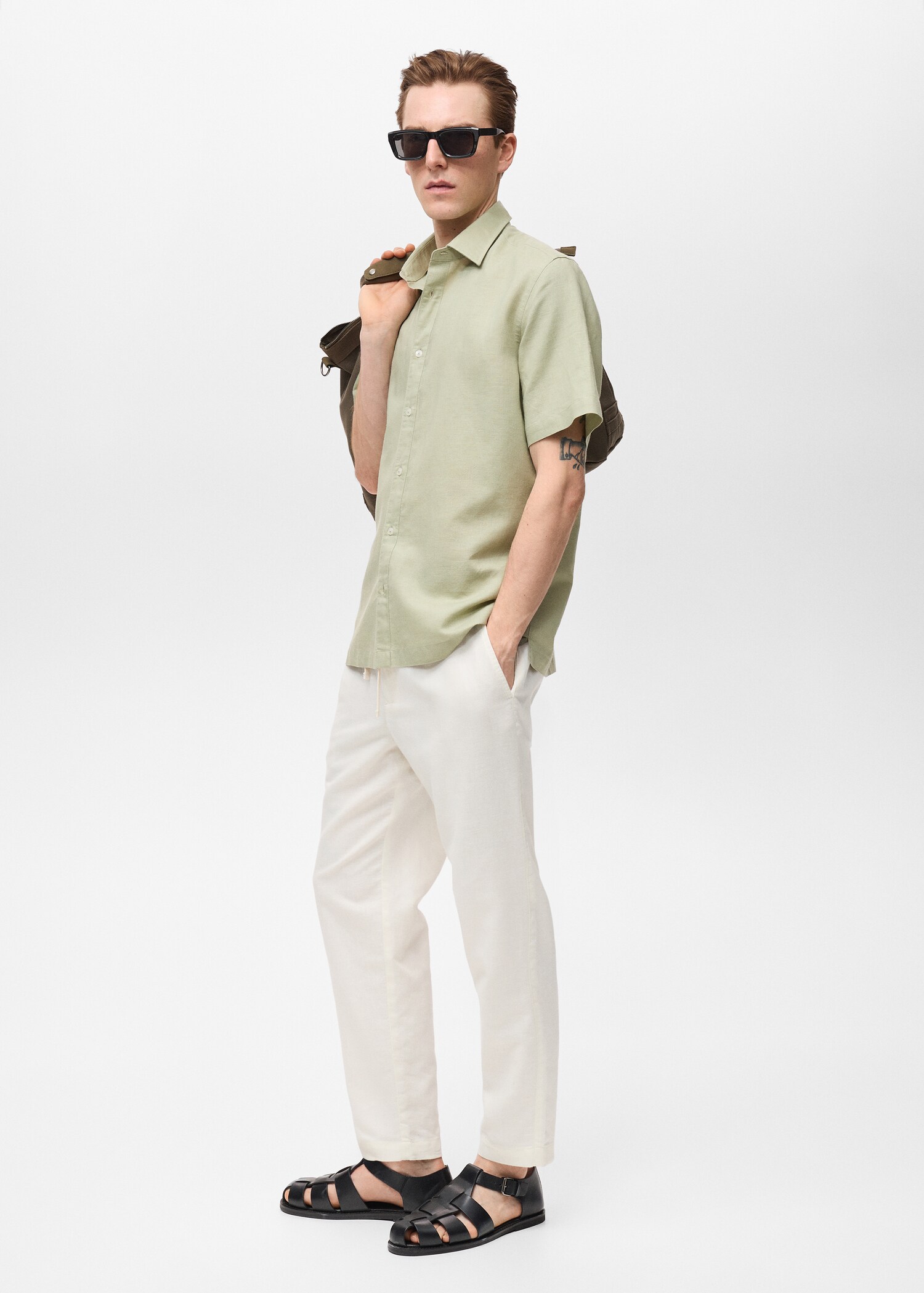 Kurzärmliges Leinenhemd - Detail des Artikels 2