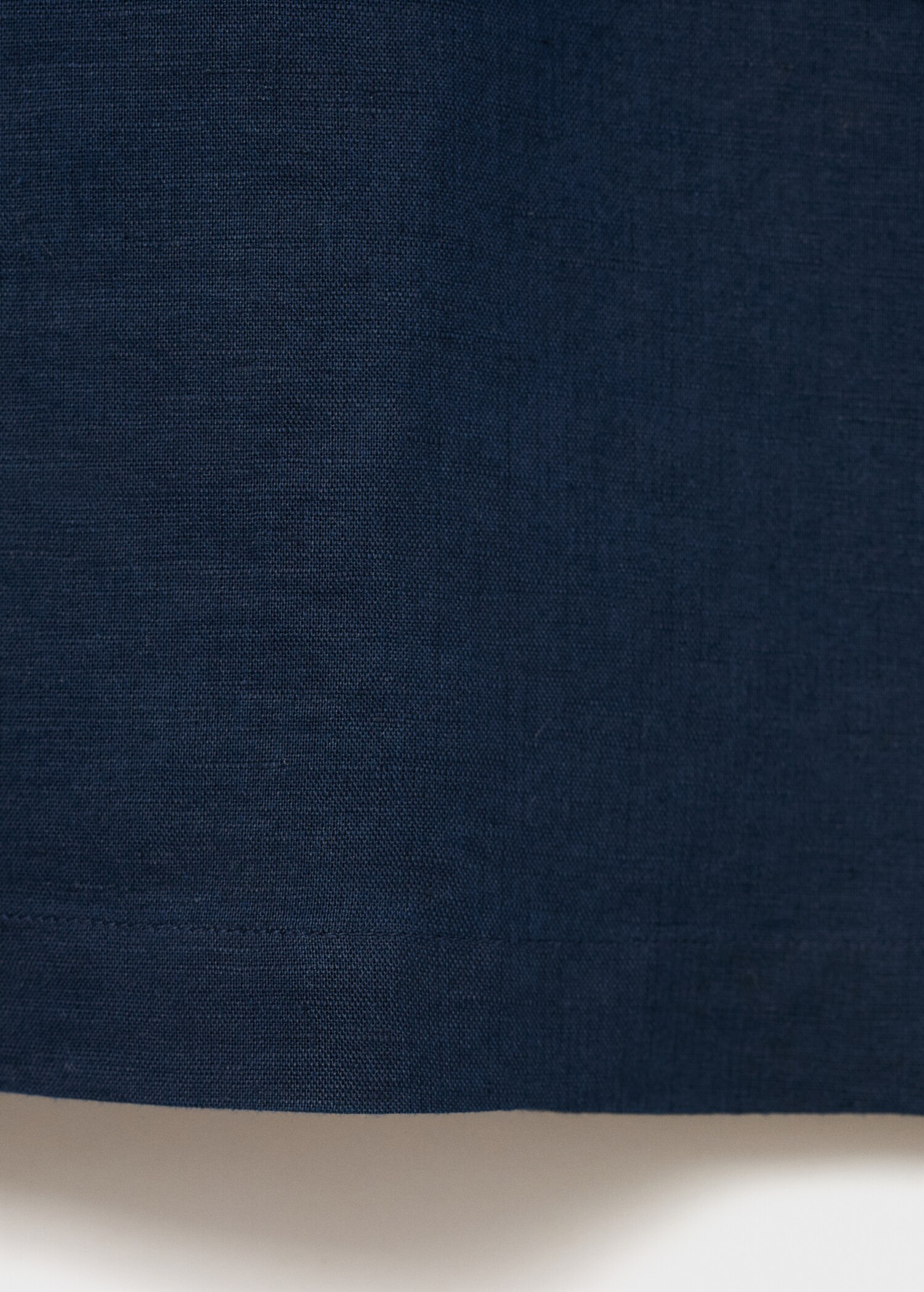 Kurzärmliges Leinenhemd - Detail des Artikels 0