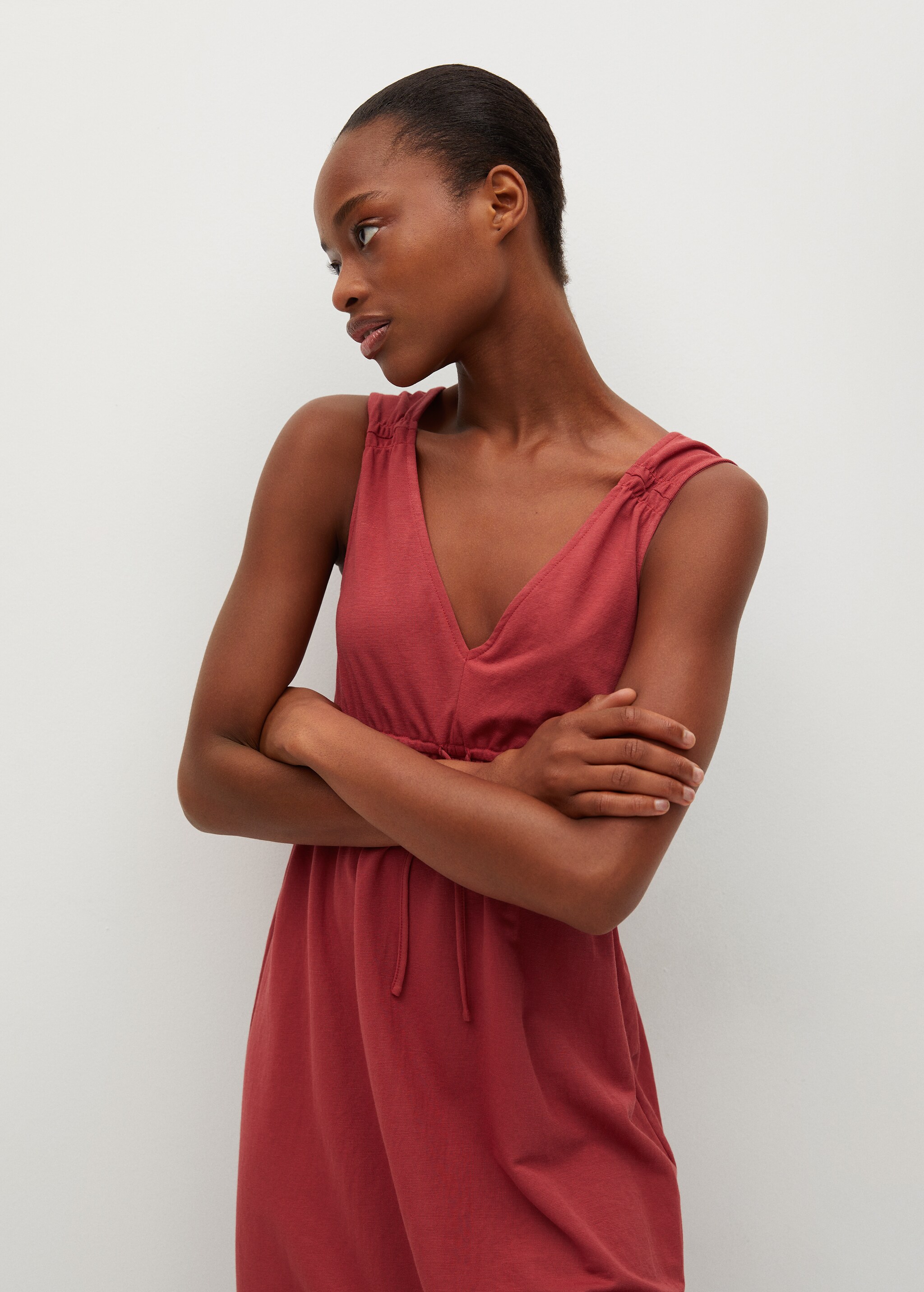 Vestido cintura elástica - Plano medio