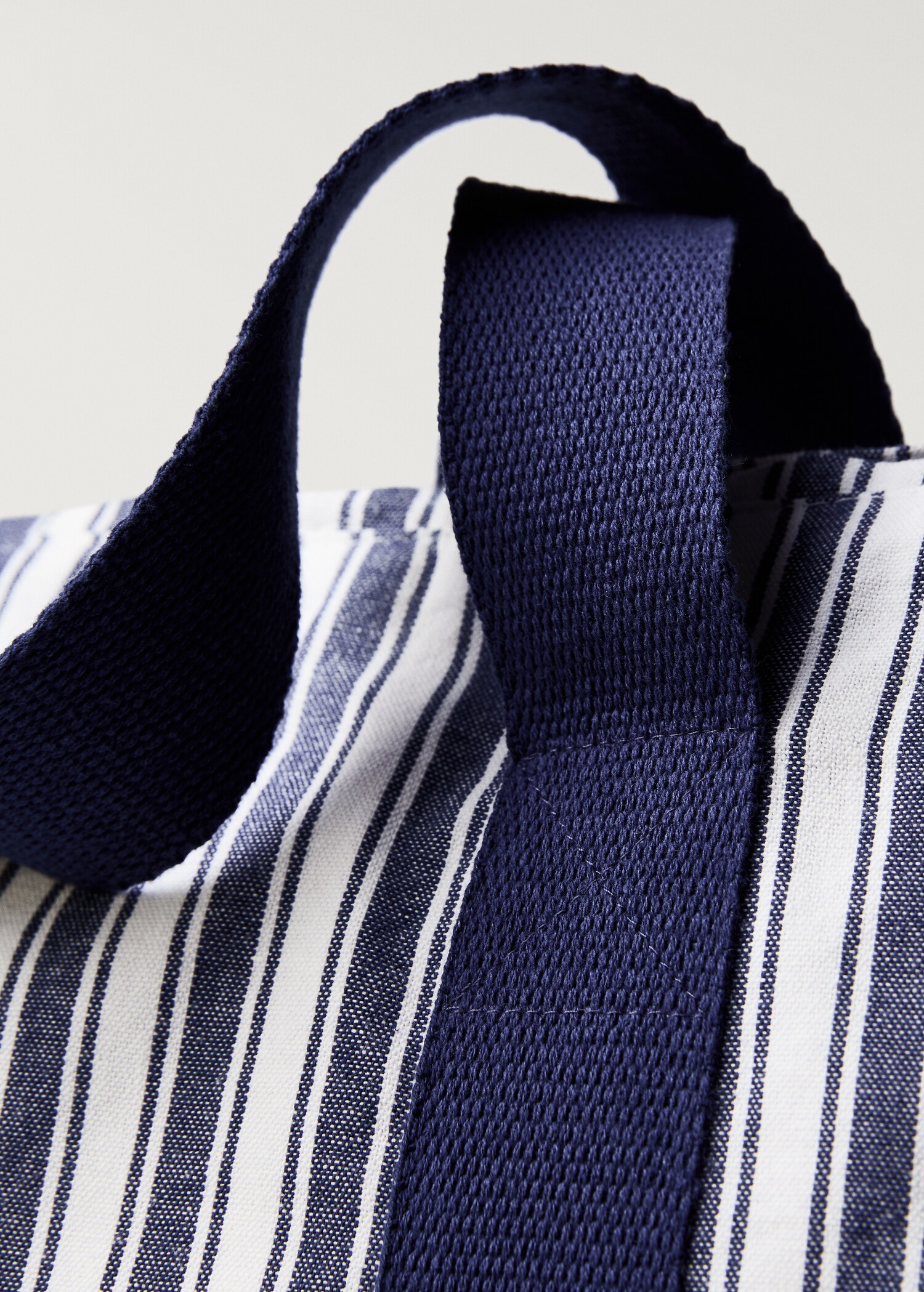 Striped thermal beach bag - Details of the article 3