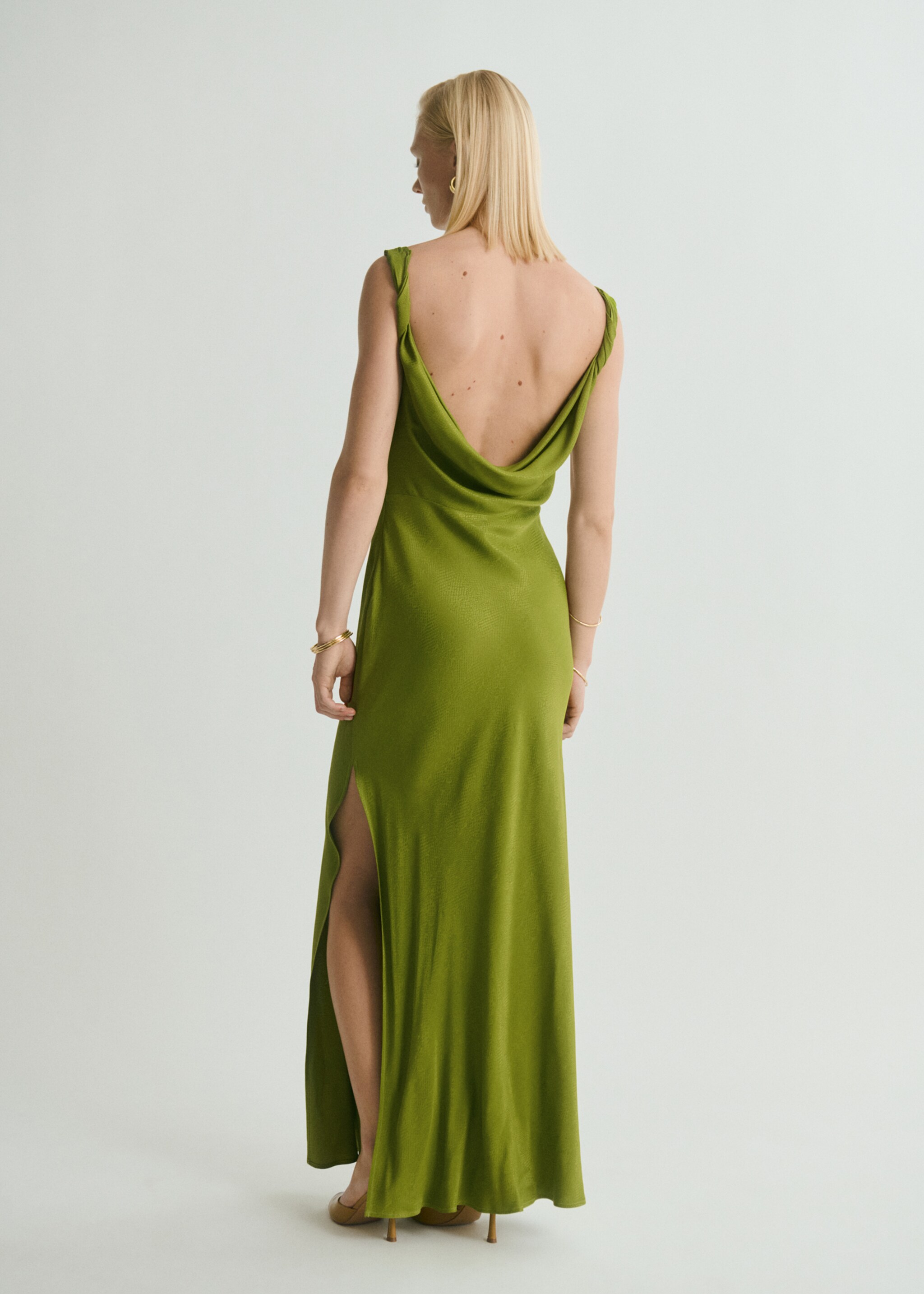Textured dress with draped neckline - Reverse of the article, Green. Ref: 87088652-00.