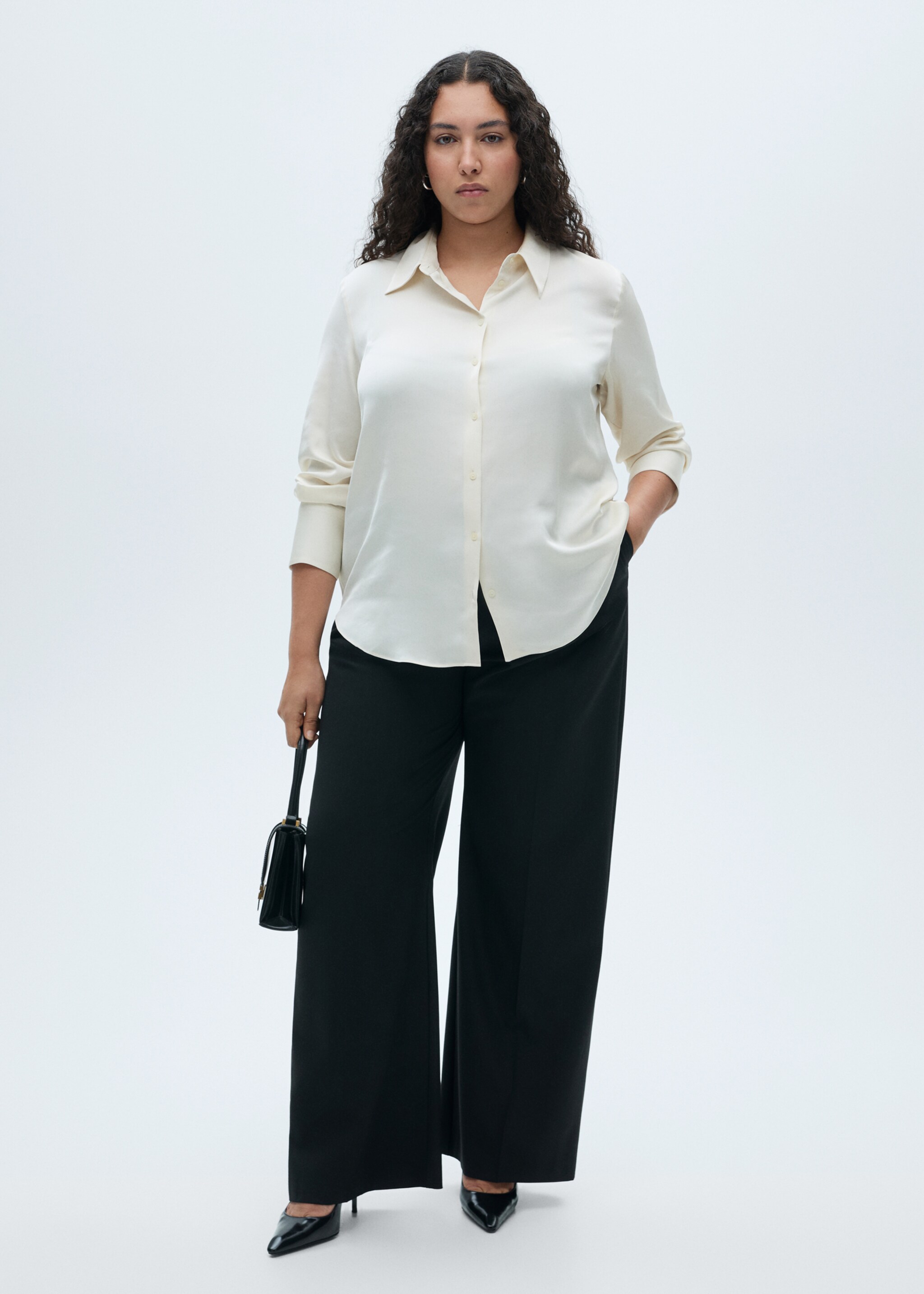 Satin finish flowy shirt - Details of the article 3, Off White. Ref: 87090415-00.