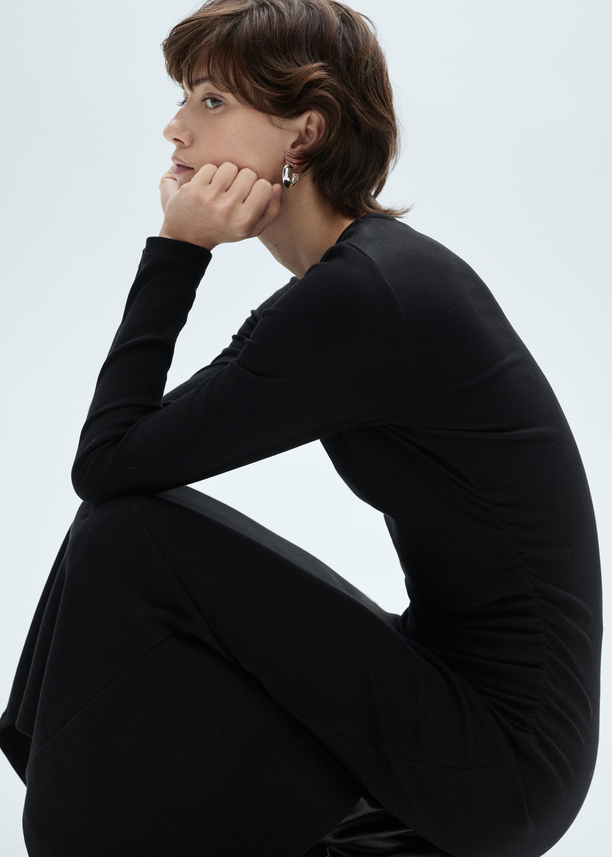 Knit midi dress - Details of the article 1, Black. Ref: 87090417-00.