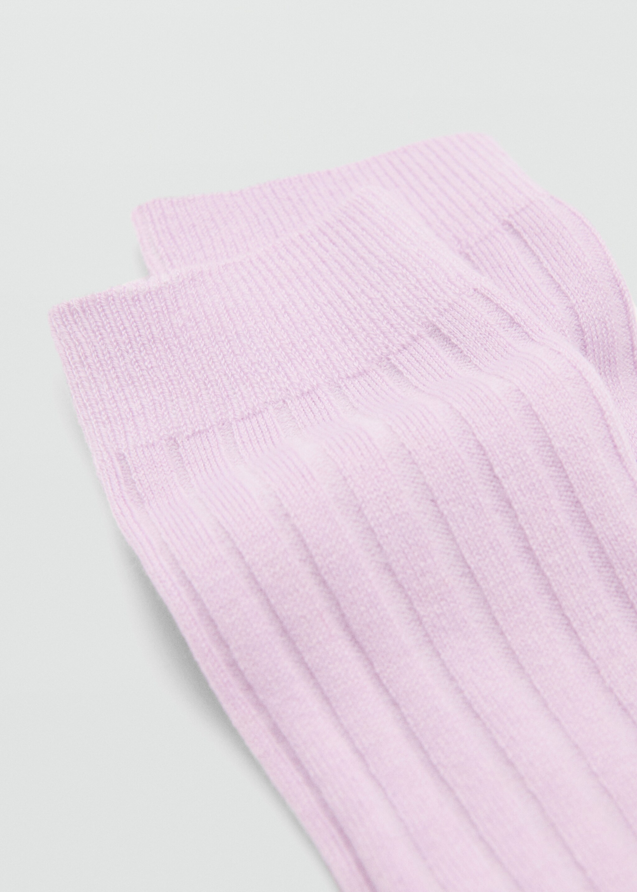 Rippsocken aus Wollgemisch - Detail des Artikels 1, Lila. Ref: 87090420-00.