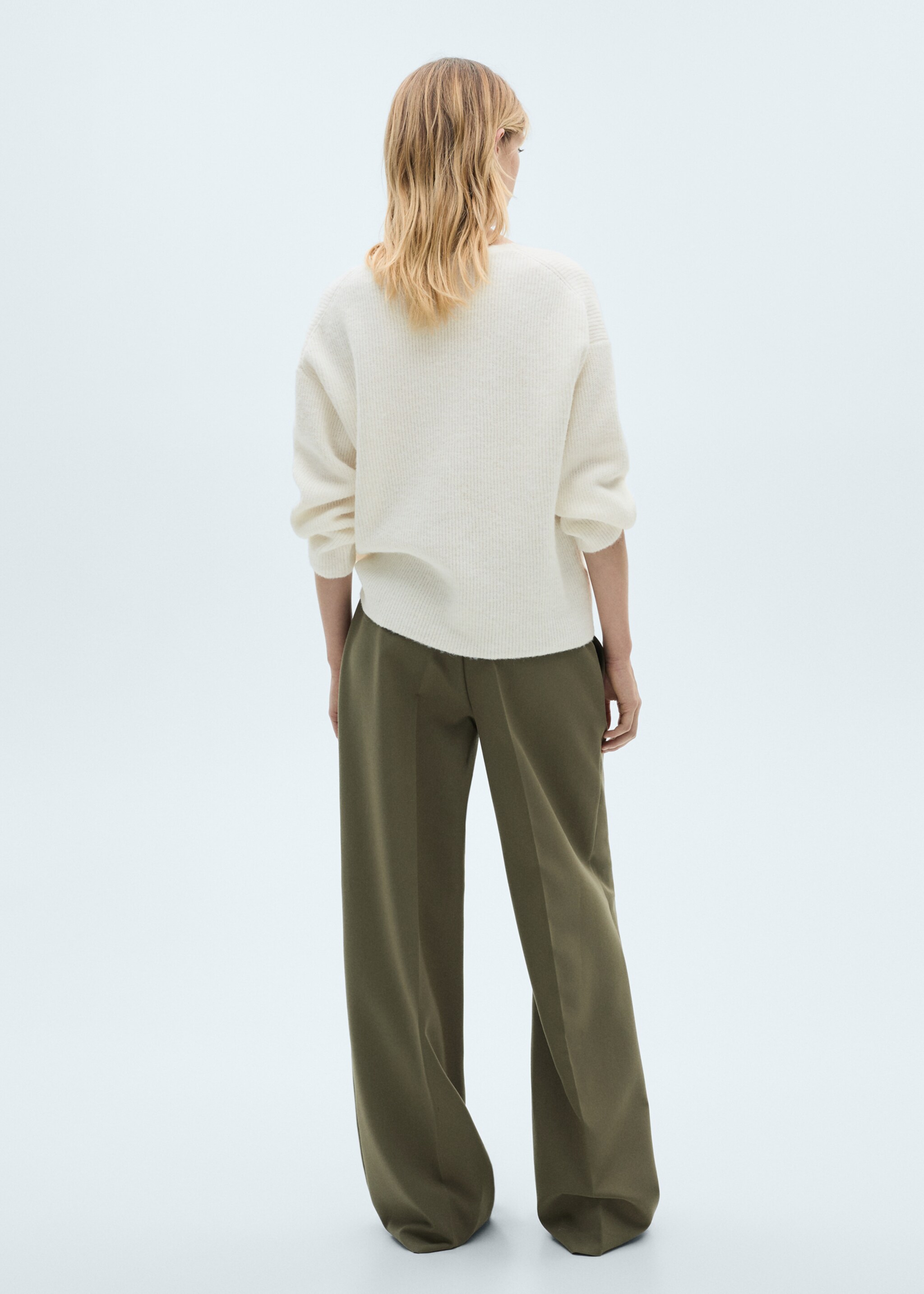 Strickpullover mit V-Ausschnitt - Rückseite des Artikels, Ecru. Ref: 87090423-00.