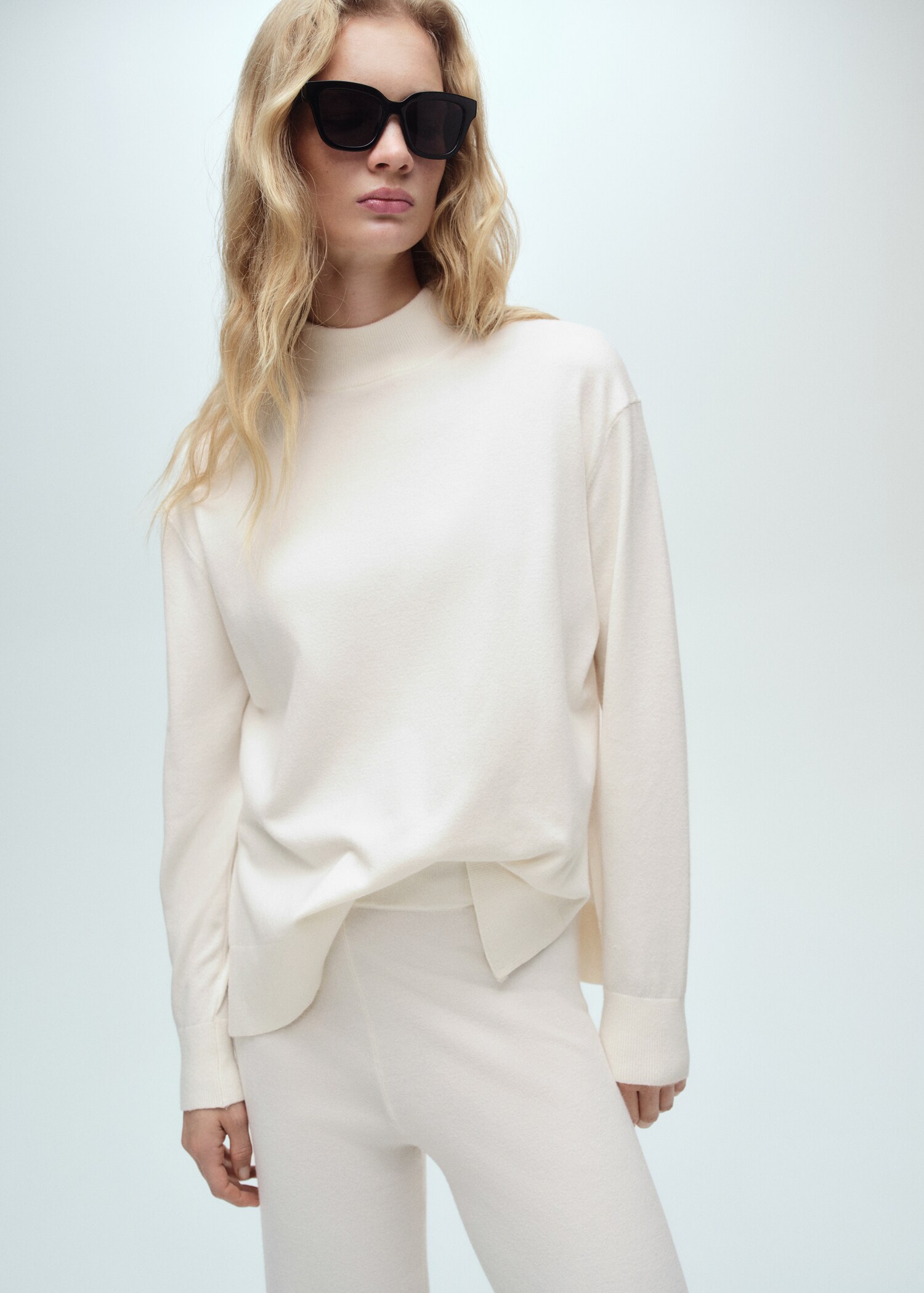 Pull-over maille col montant - Plan moyen