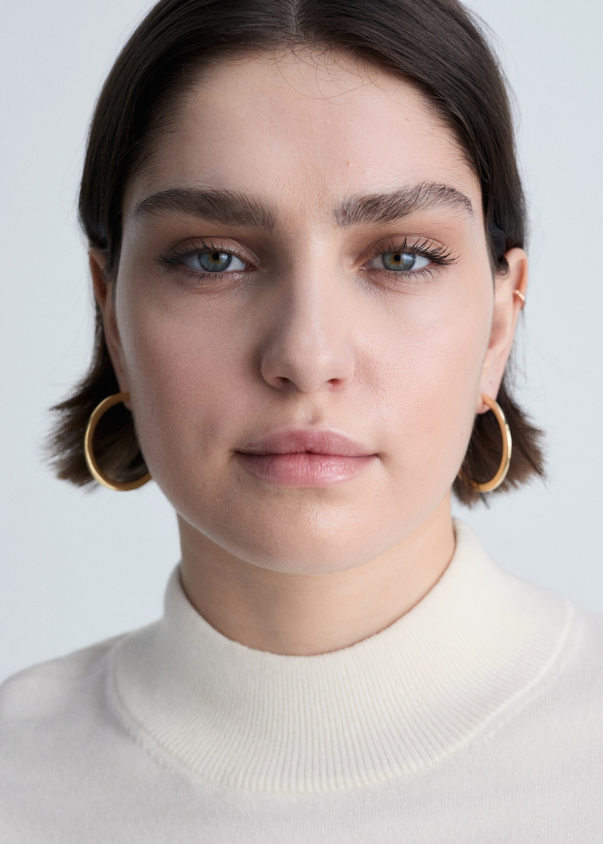 Pull-over maille col montant - Détail de l'article 4, Écru. Ref: 87090430-00.