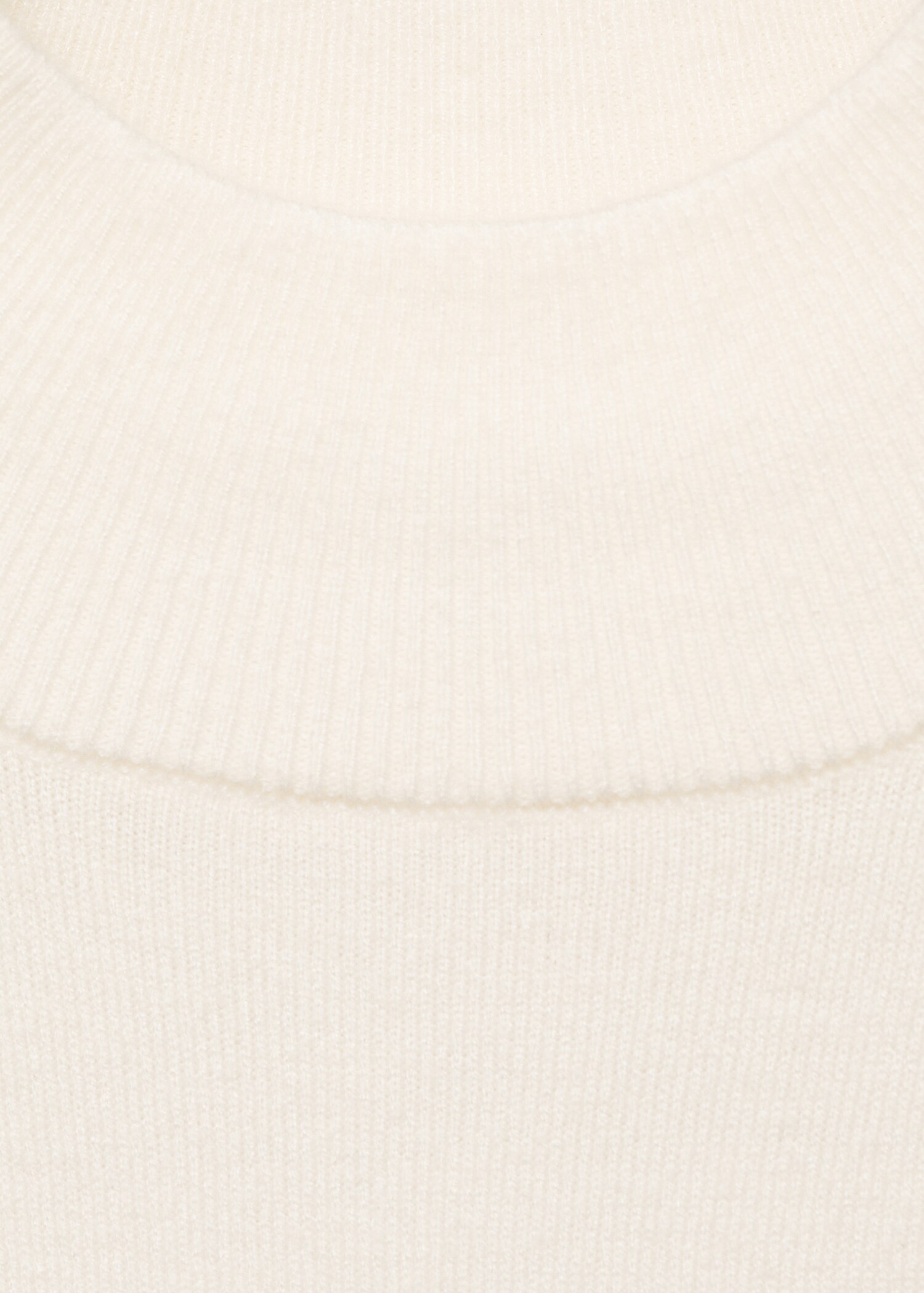 Pull-over maille col montant - Détail de l'article 8