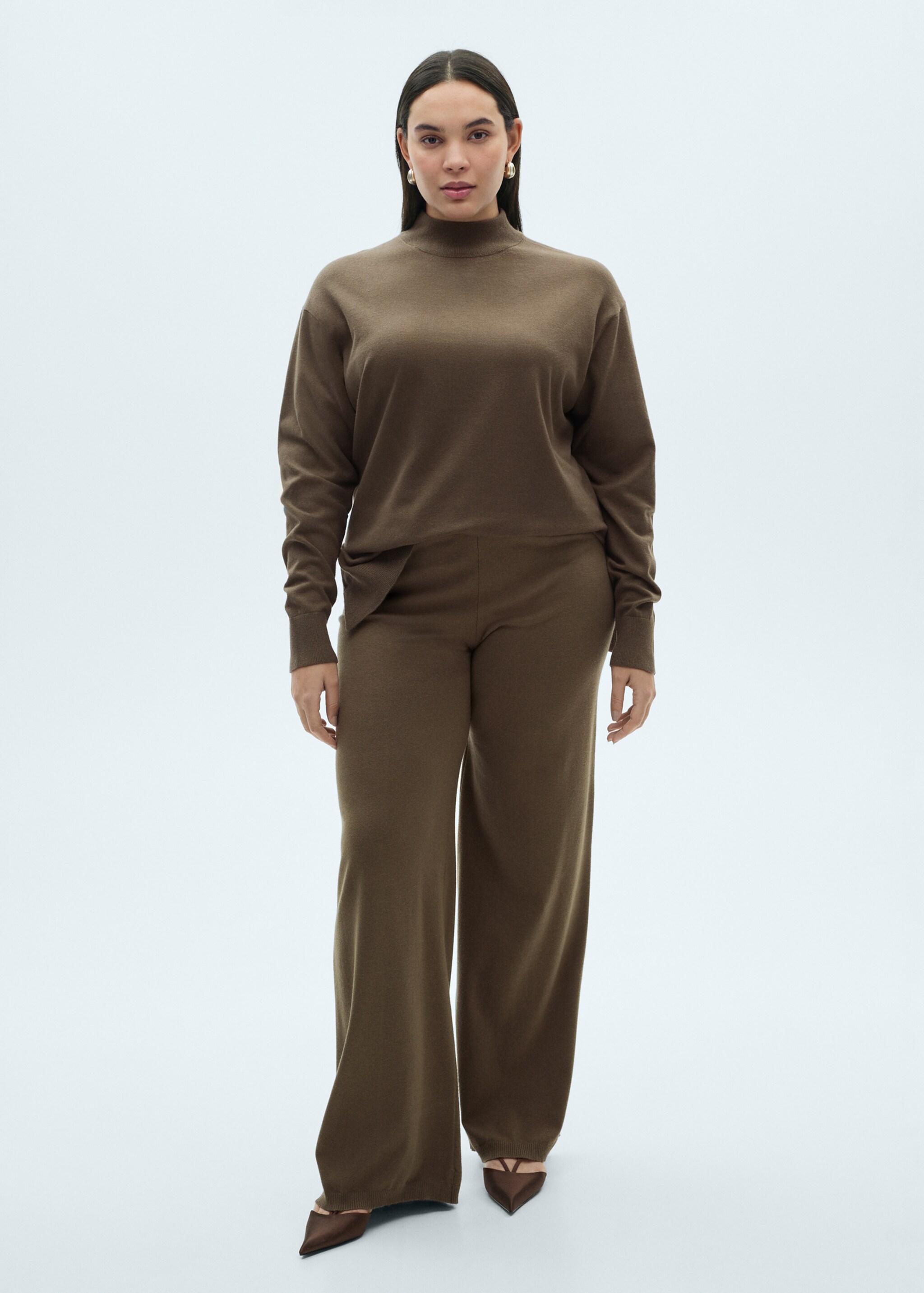 Pull-over maille col montant - Détail de l'article 3, Kaki. Ref: 87090430-00.