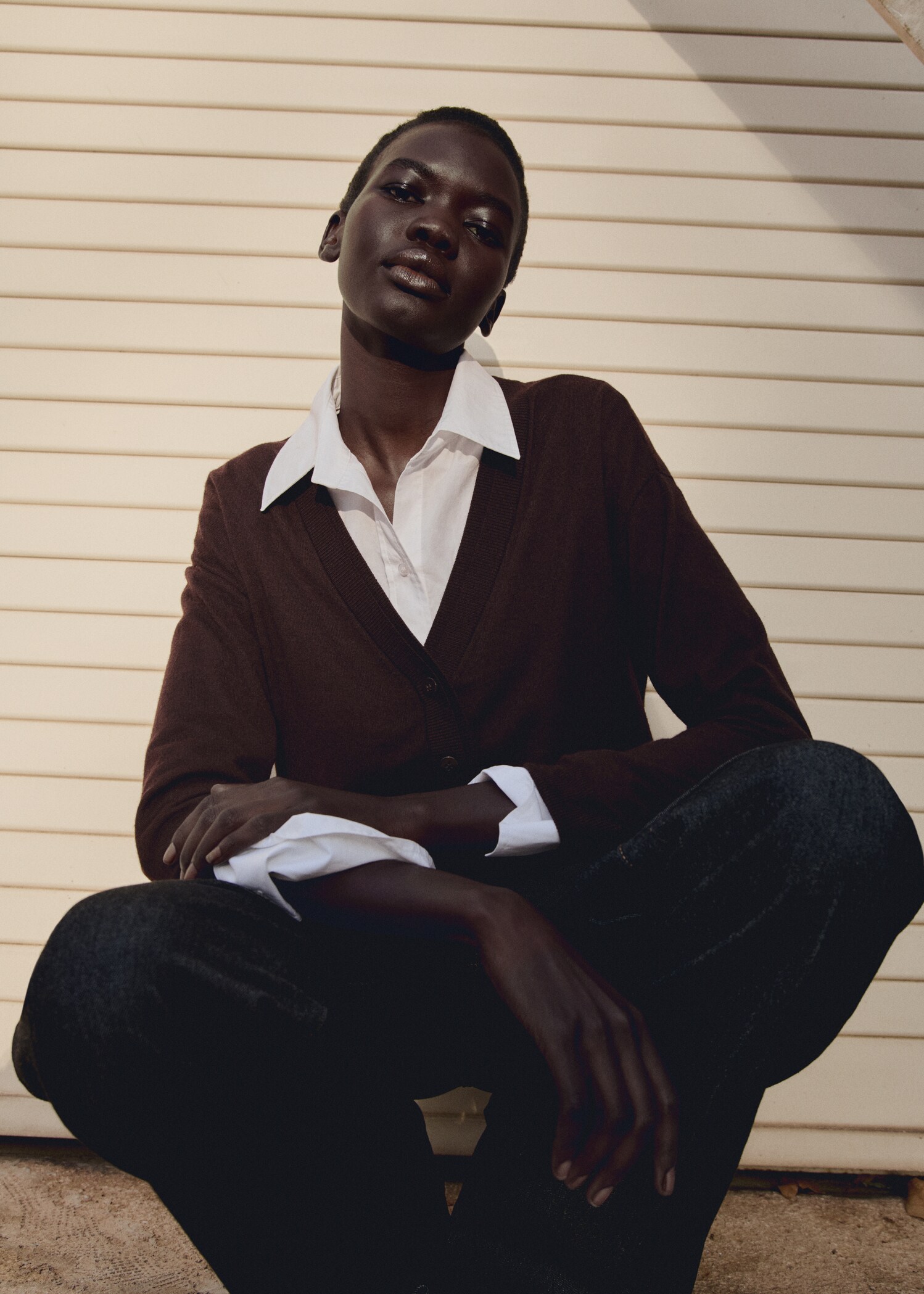 Úpletový kardigan s výstřihem do V - Detail zboží 6