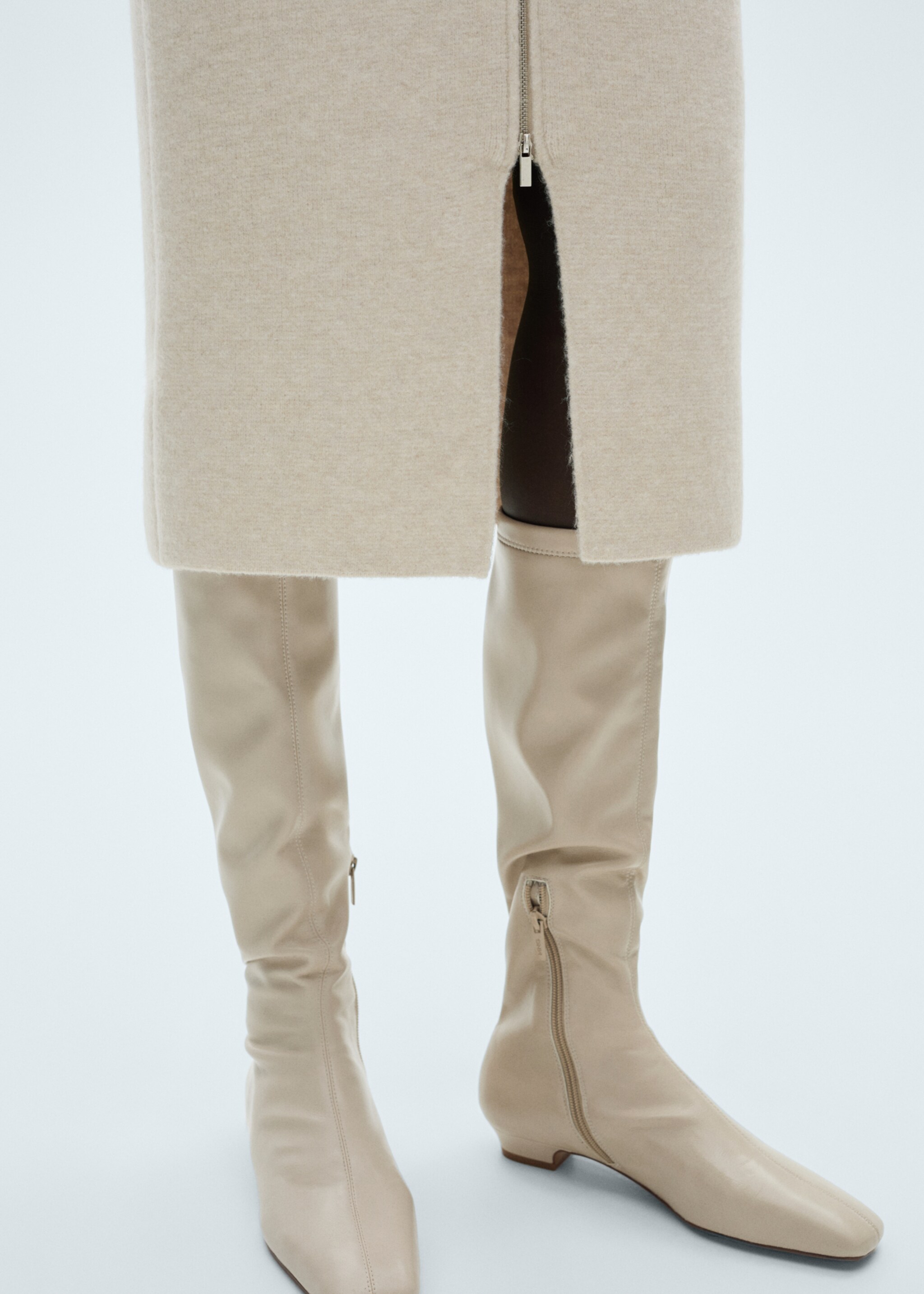 Gebreide blazer met geometrische print - Detail van het artikel 6, Zand. Ref: 87090435-00.