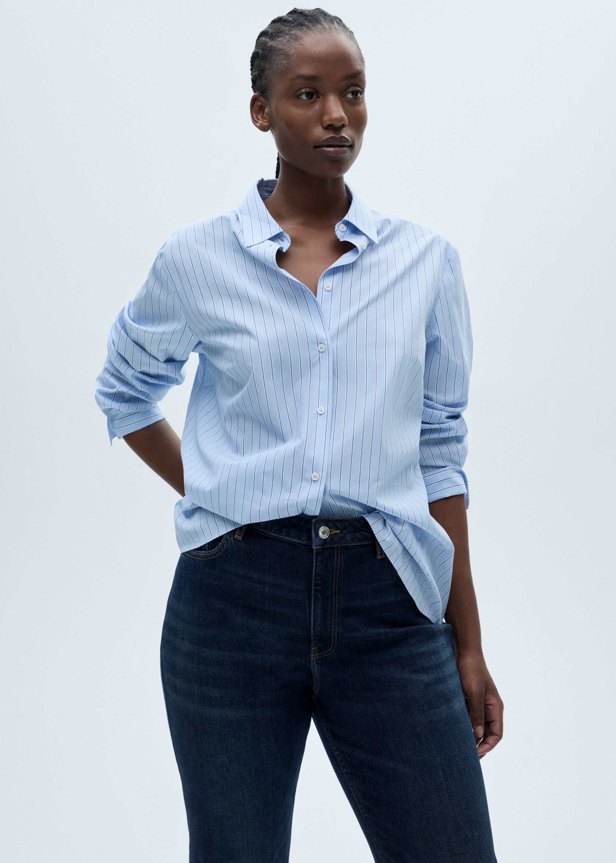 Flared Jeans Fiona mit mittlerer Bundhöhe - Detail des Artikels 5, Dunkelblau. Ref: 87090442-00.