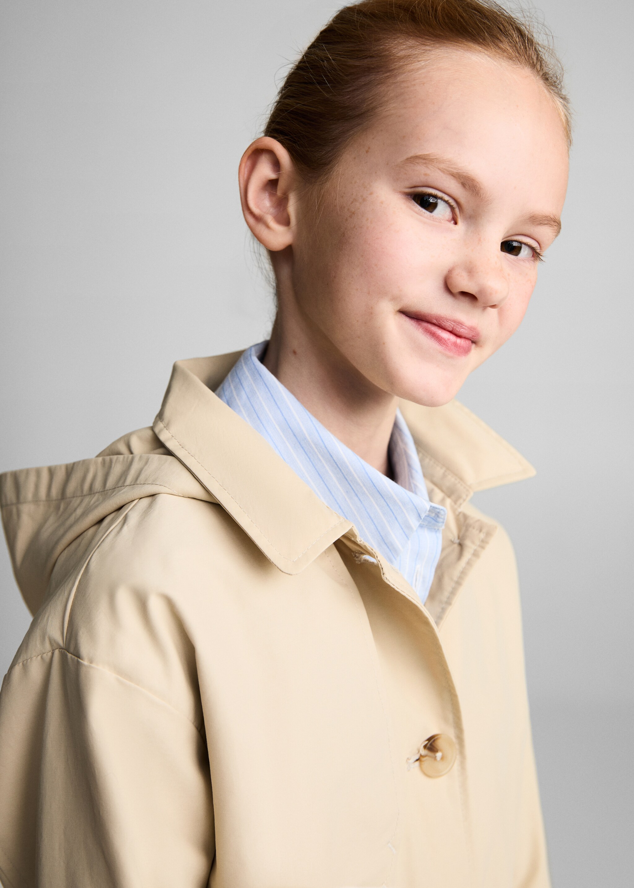 Trench mit Kapuze - Detail des Artikels 1, Mittelbraun. Ref: 87090443-00.