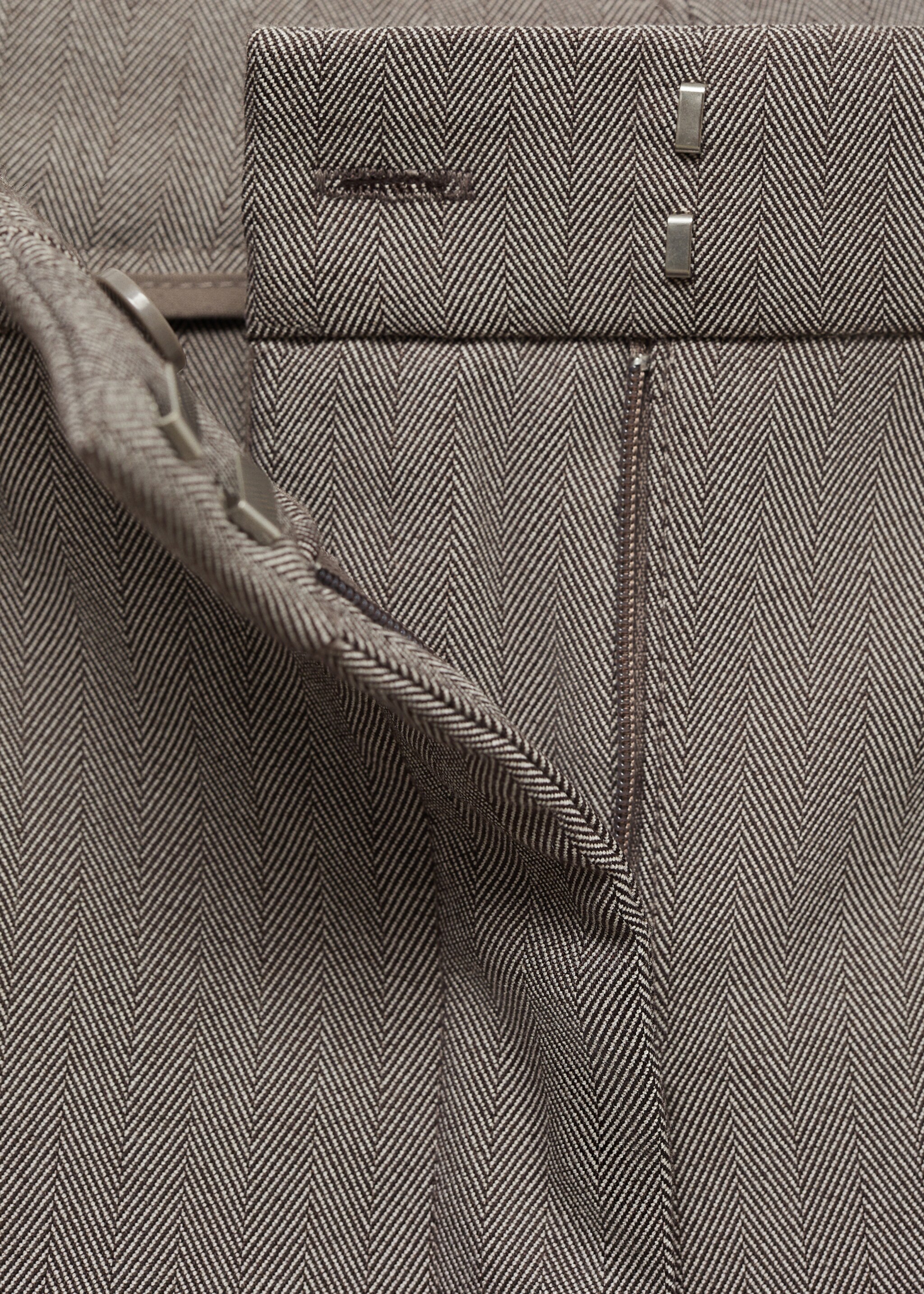 Mid-rise wide leg trousers - Details of the article 8, Brown. Ref: 87090444-00.