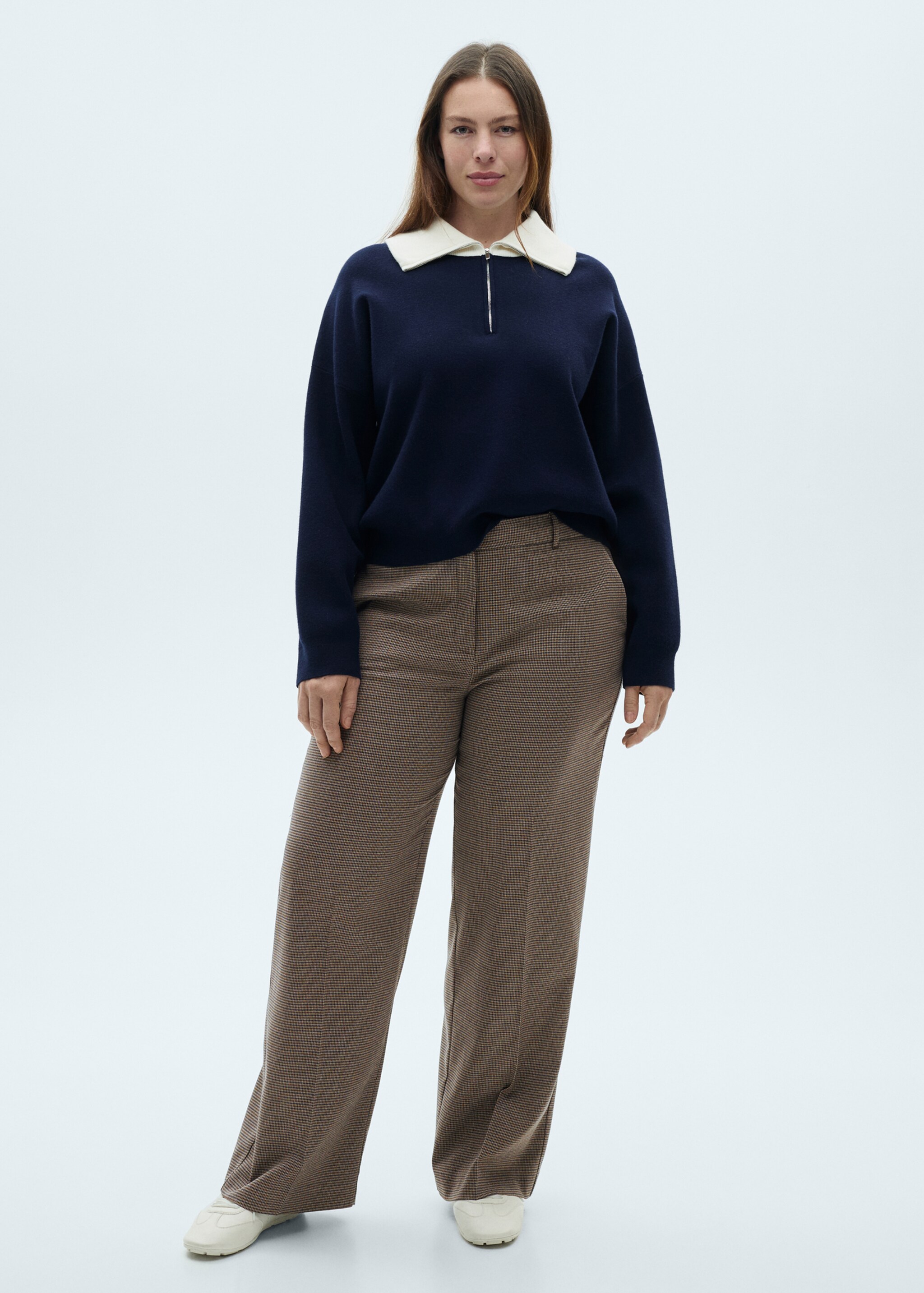 Mid-rise wide leg trousers - Details of the article 3, Blue. Ref: 87090444-00.