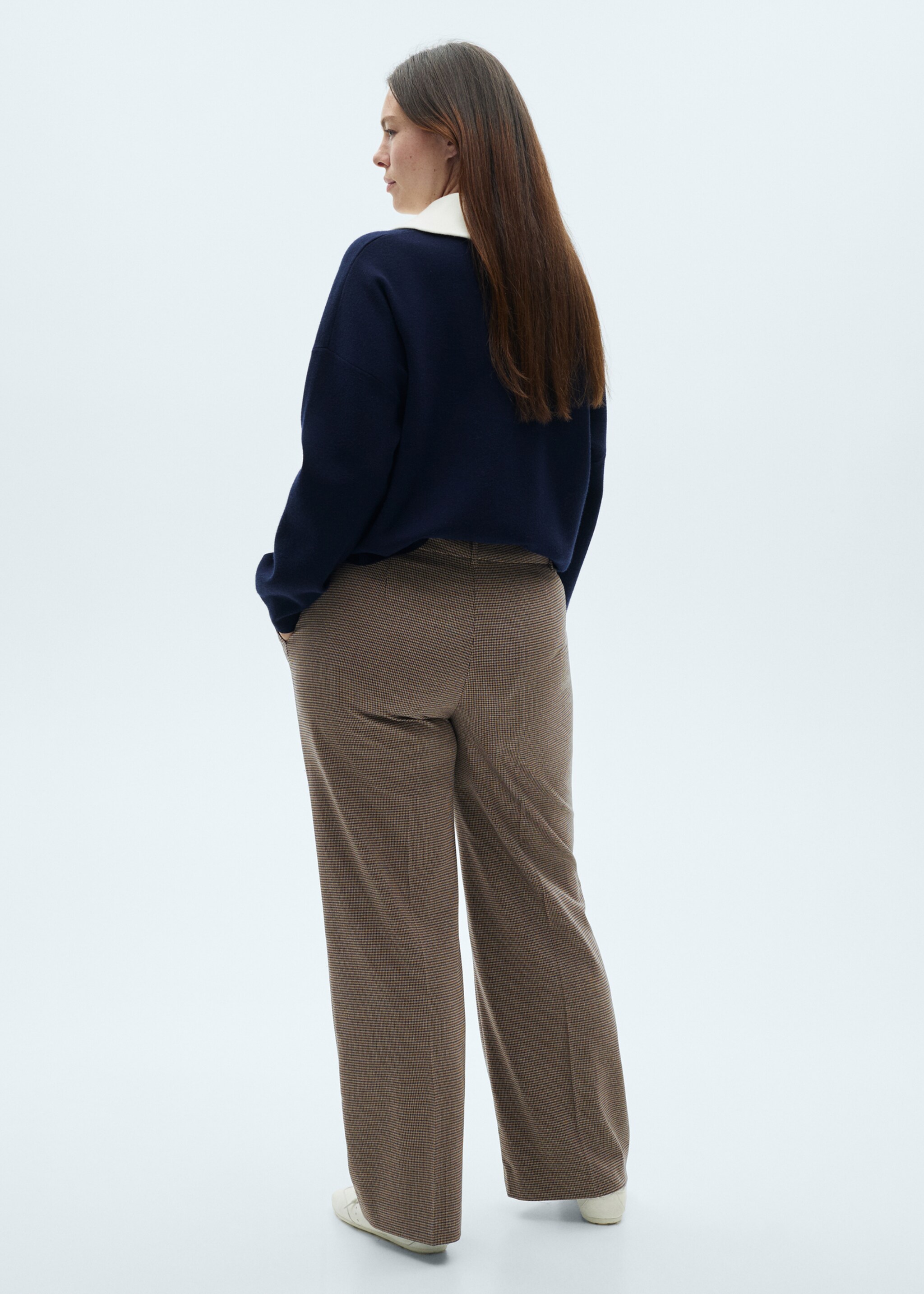 Mid-rise wide leg trousers - Details of the article 4, Blue. Ref: 87090444-00.