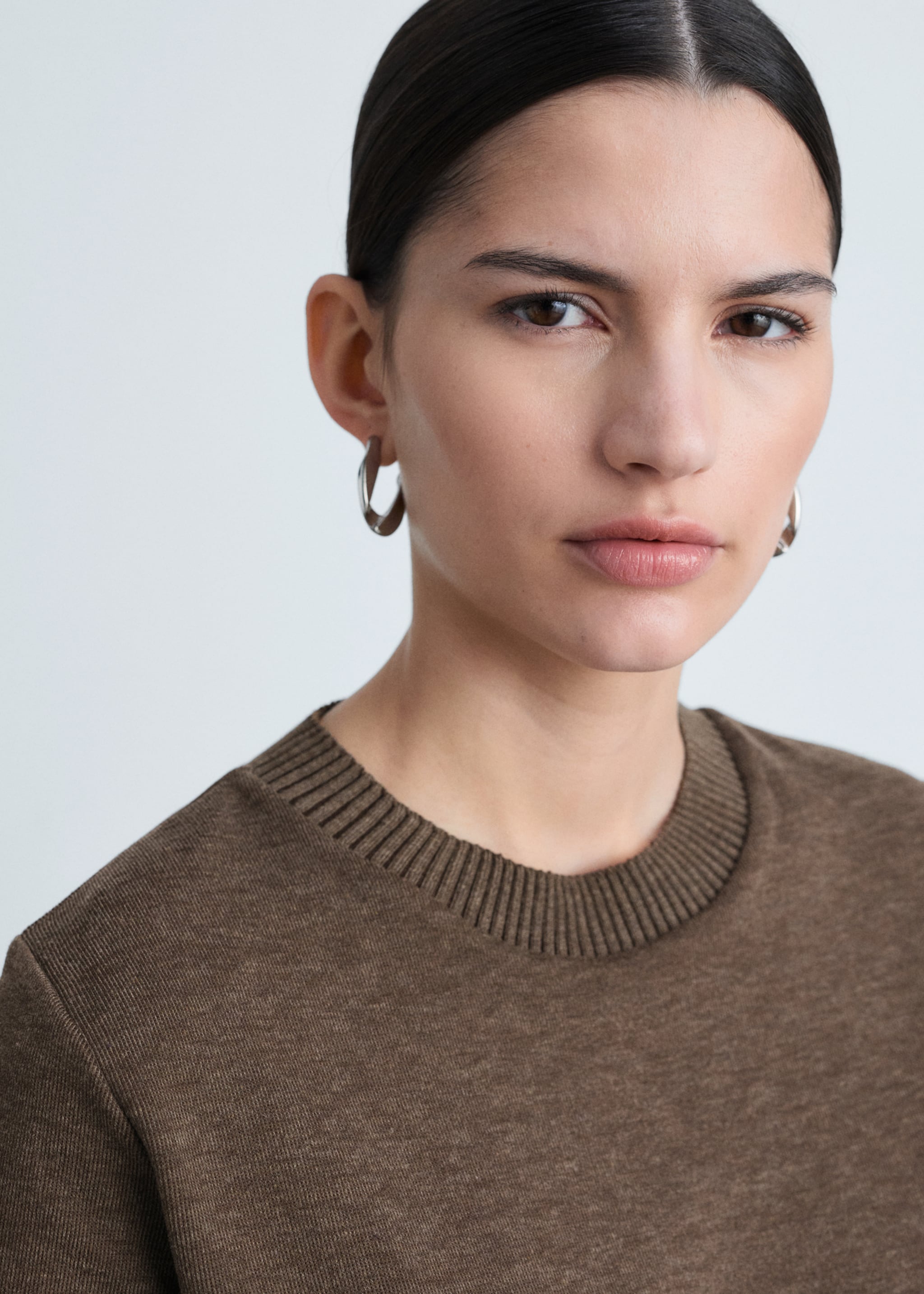 Short-sleeve knitted t-shirt - Details of the article 1, Brown. Ref: 87090455-00.