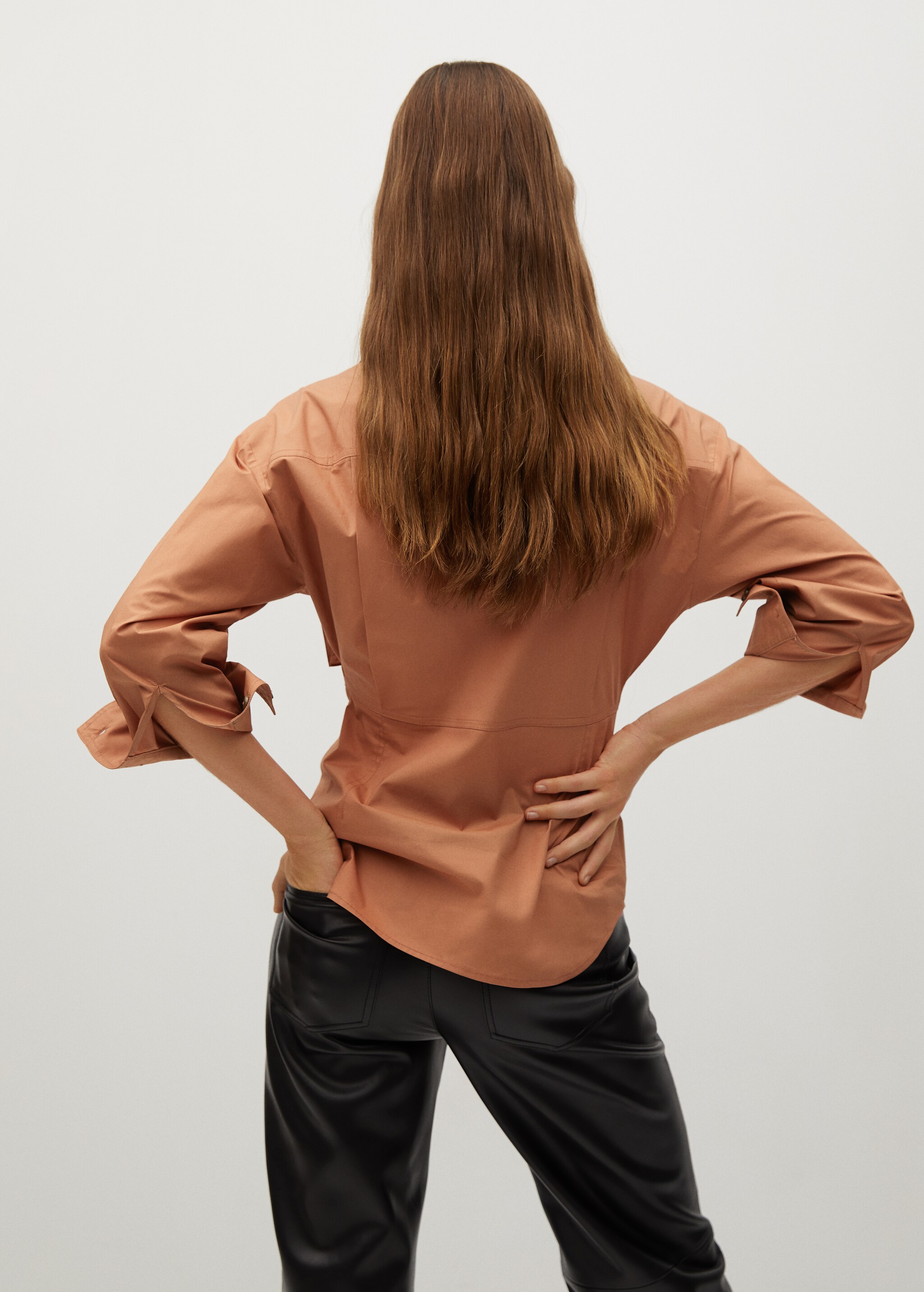 Camisa algodón bolsillos - Reverso del artículo