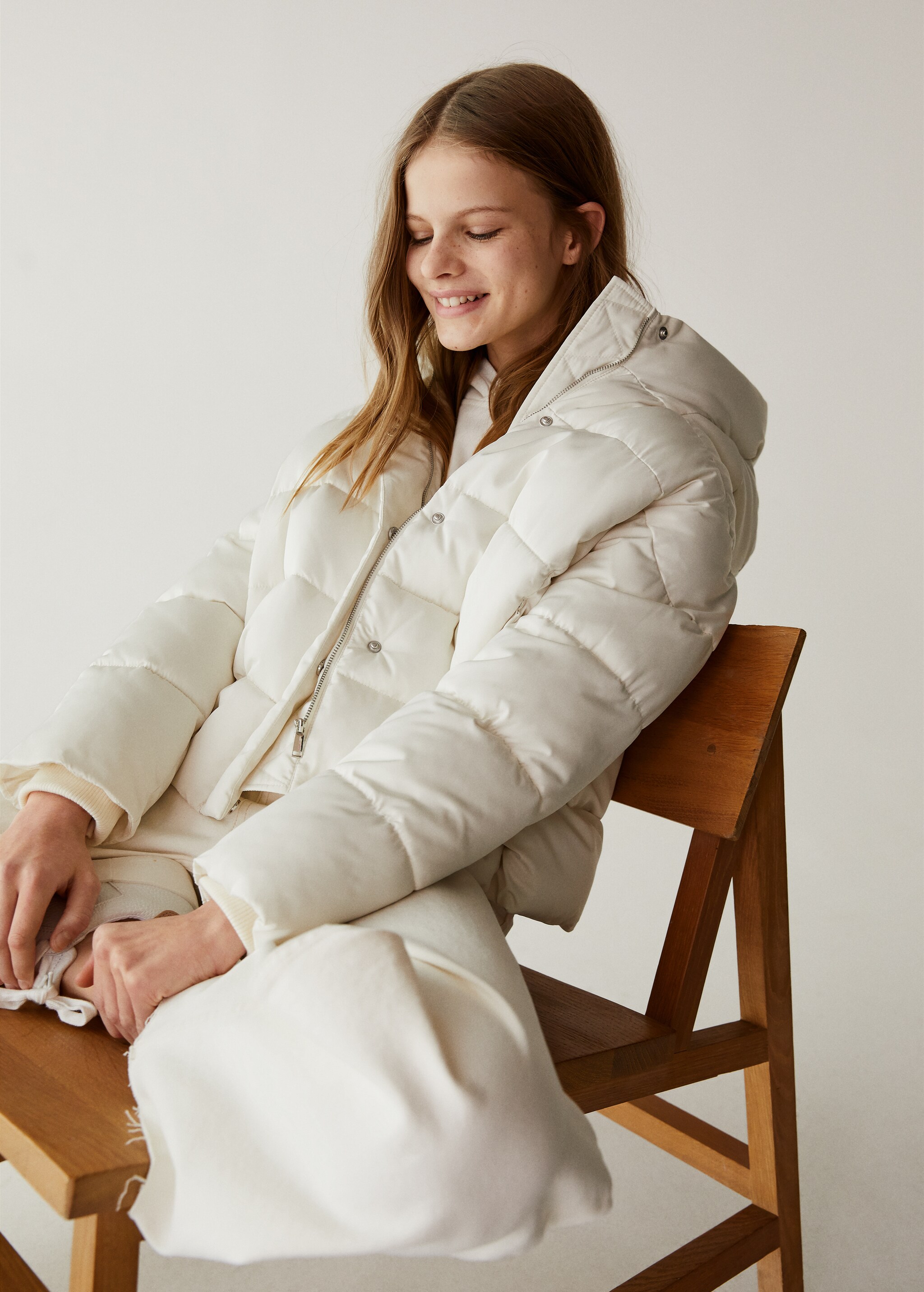 Hood quilted coat - Details of the article 1