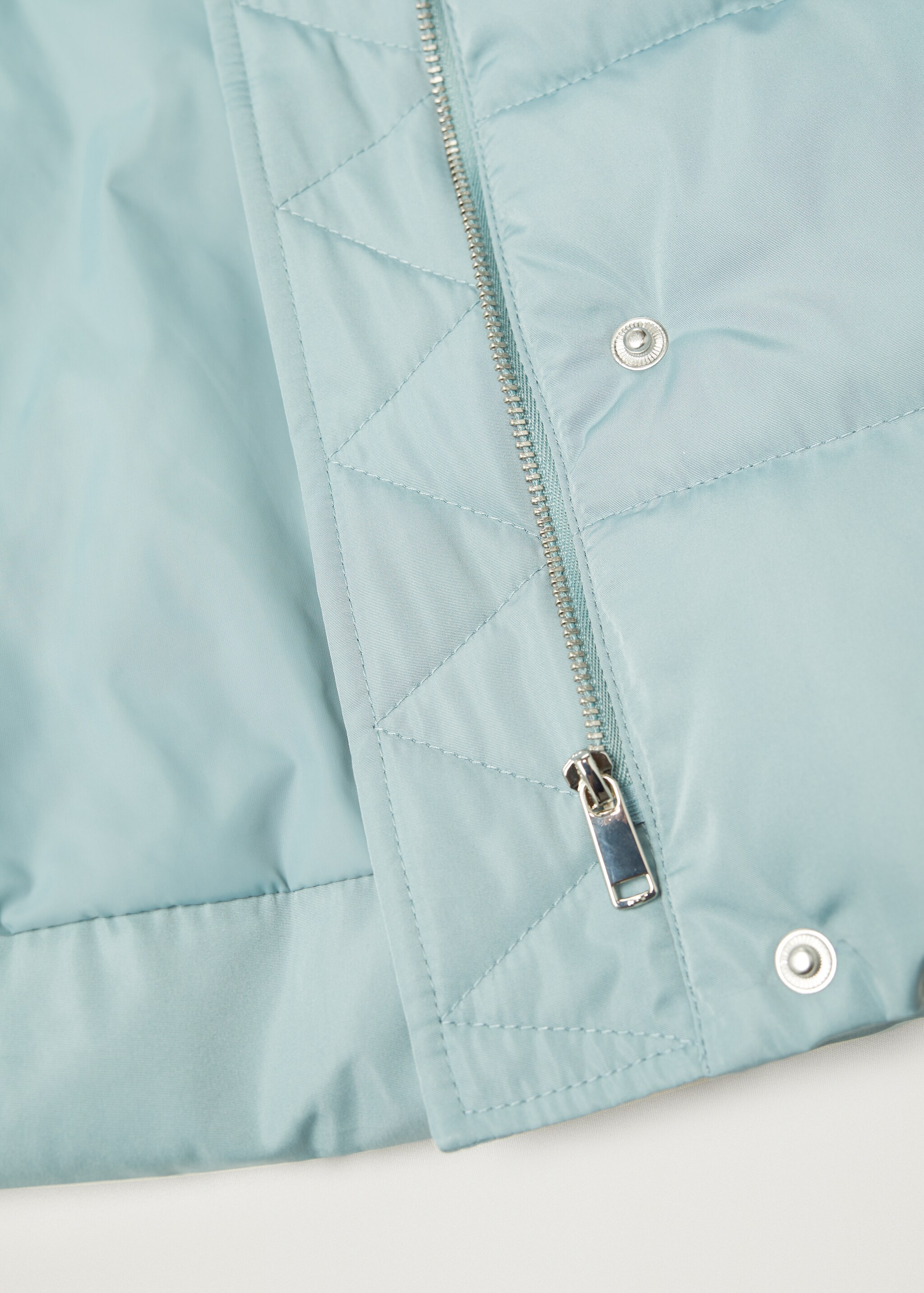 Hood quilted coat - Details of the article 8