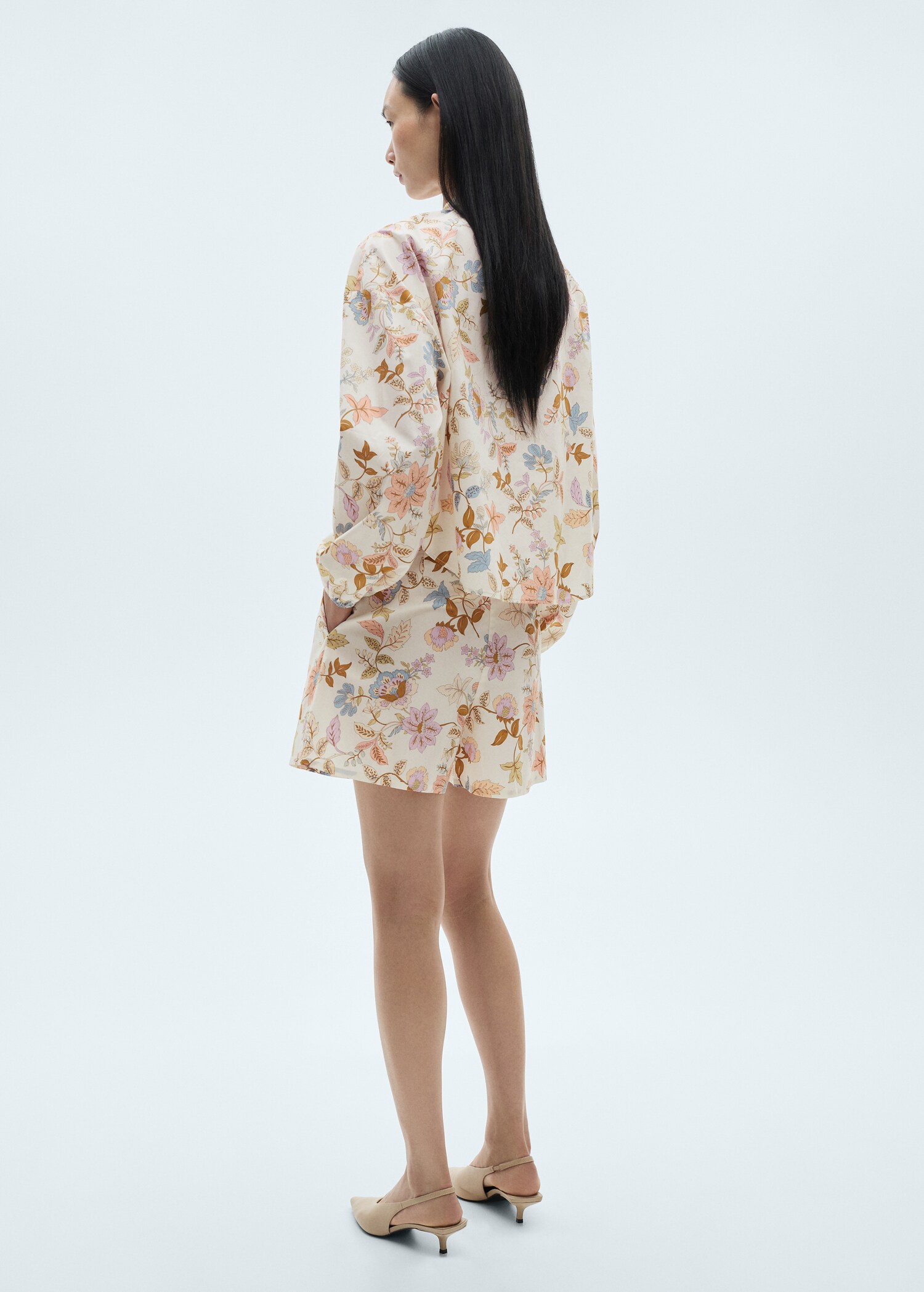 Short fleuri pinces - Verso de l’article