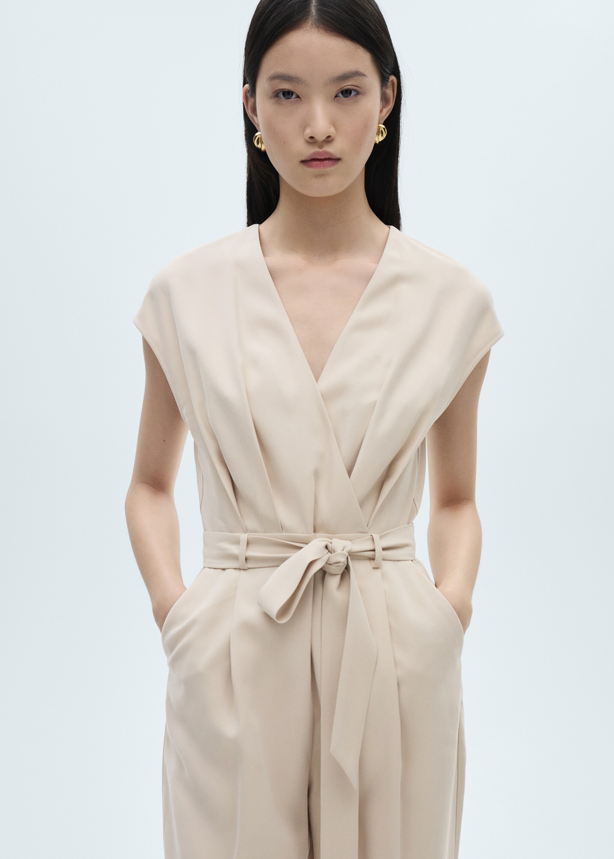 Mono cruzado cinturón - Plano medio, Beige. Ref: 87090581-00.