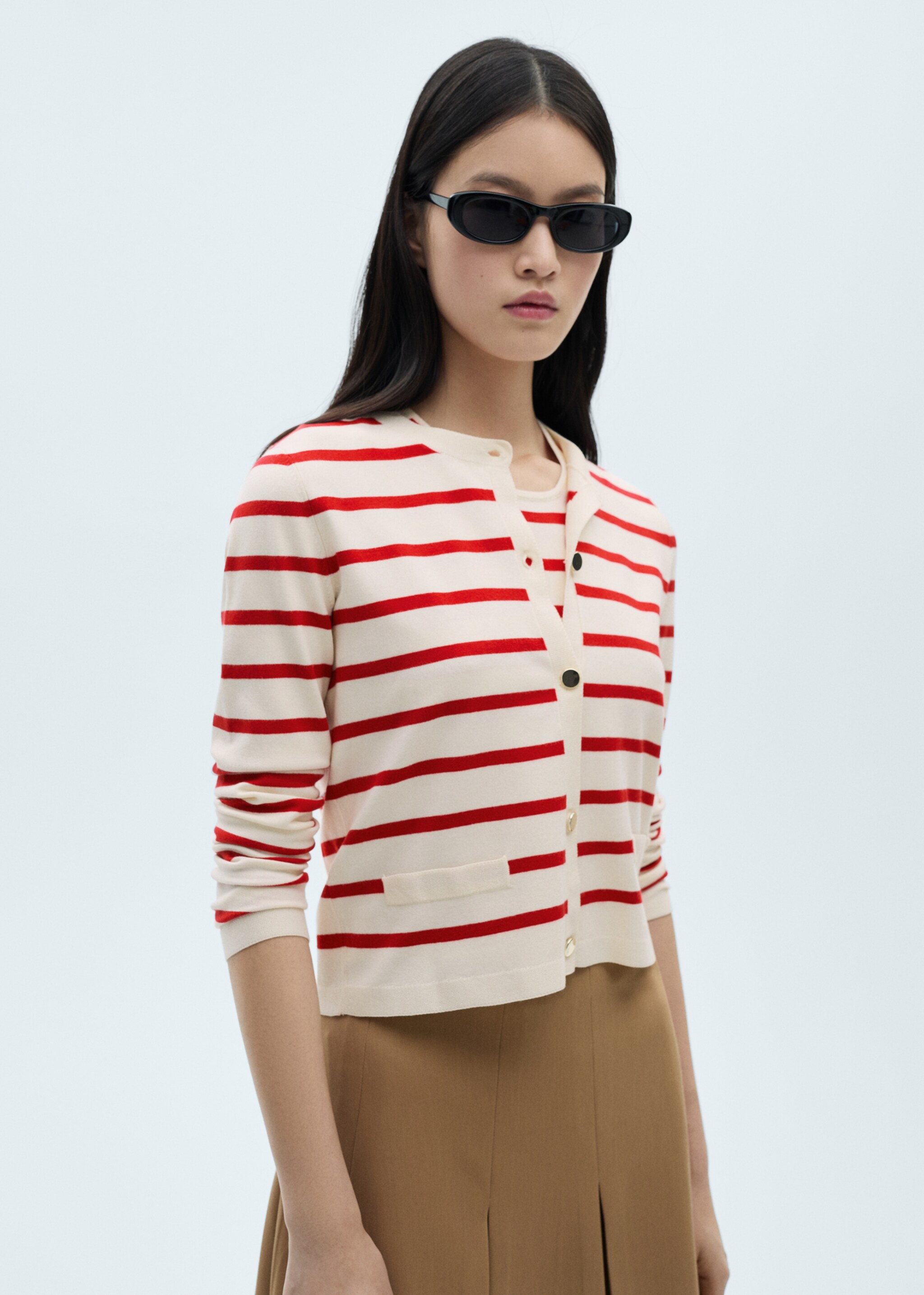 Striped knitted cardigan - Medium plane, Red. Ref: 87090585-00.