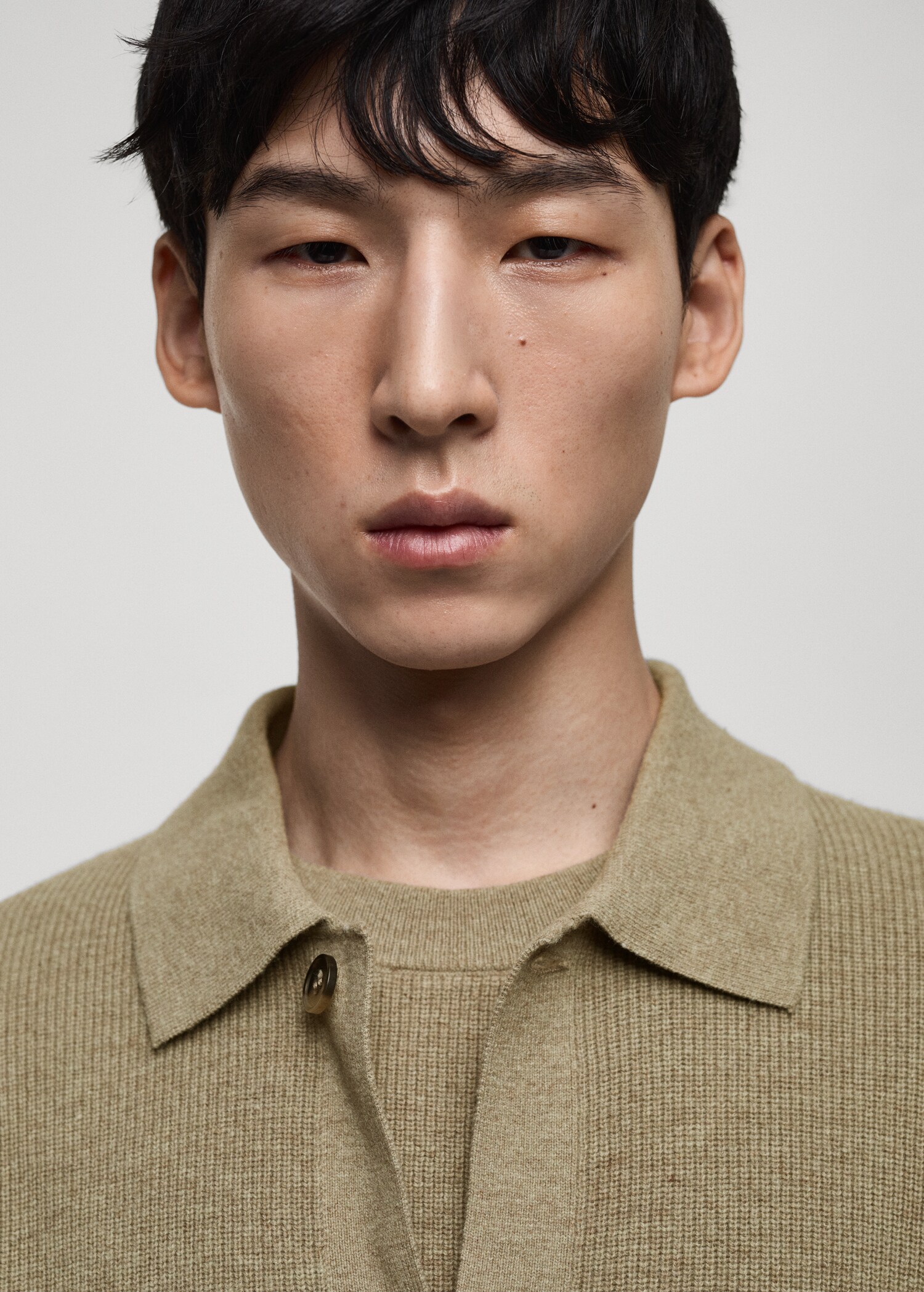 Wool blend polo cardigan - Details of the article 1