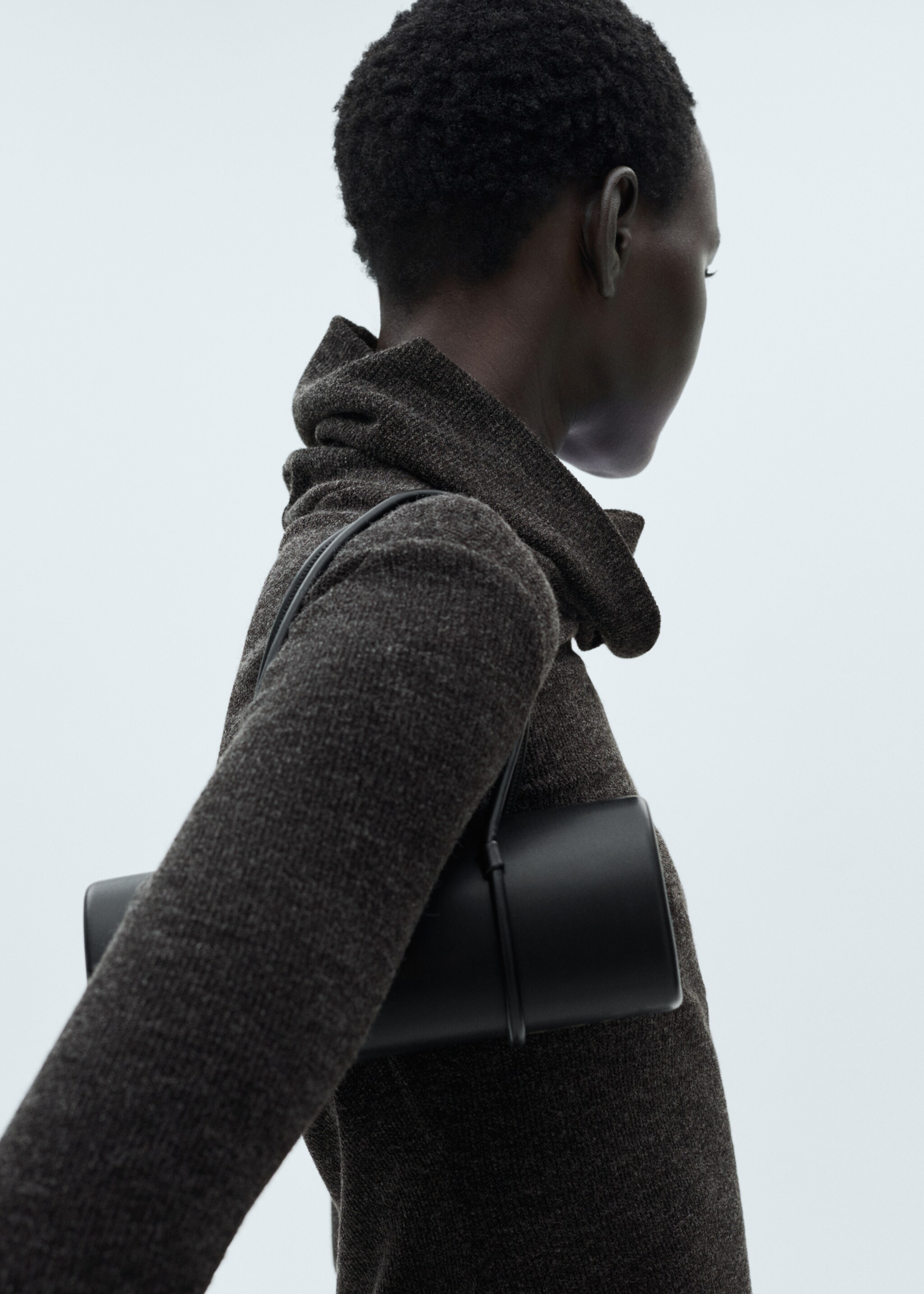 Knitted turtleneck dress - Details of the article 6, Grey. Ref: 87090625-00.